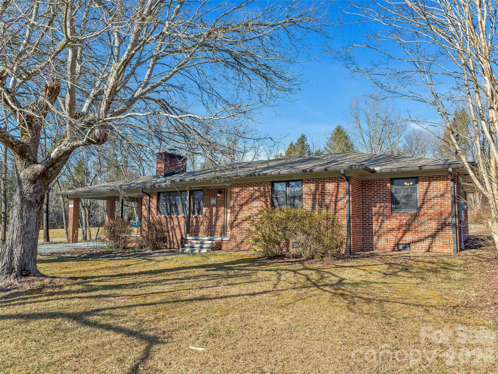 3869 Crab Creek Road — Penrose
