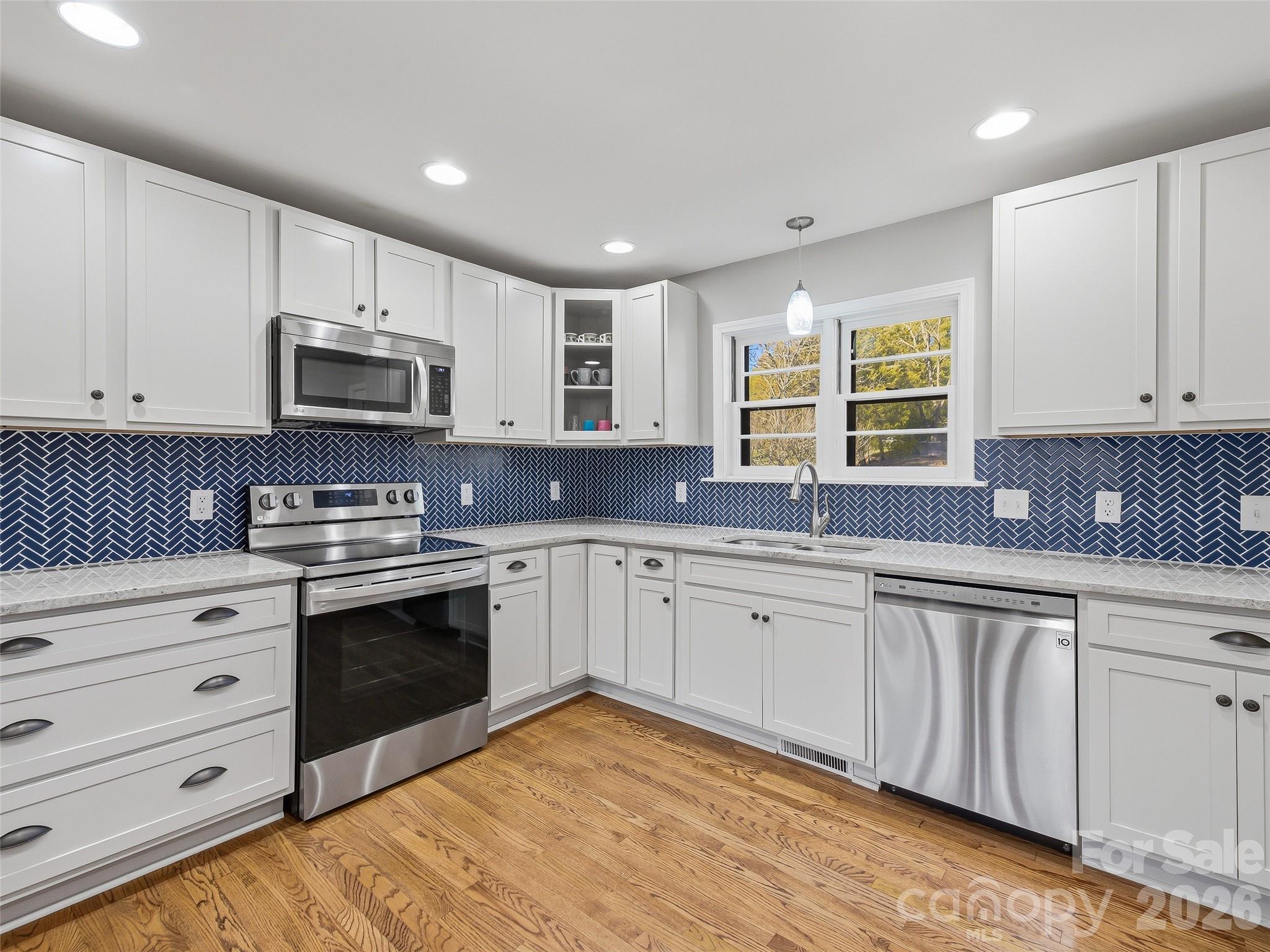 3869 Crab Creek Road — Penrose
