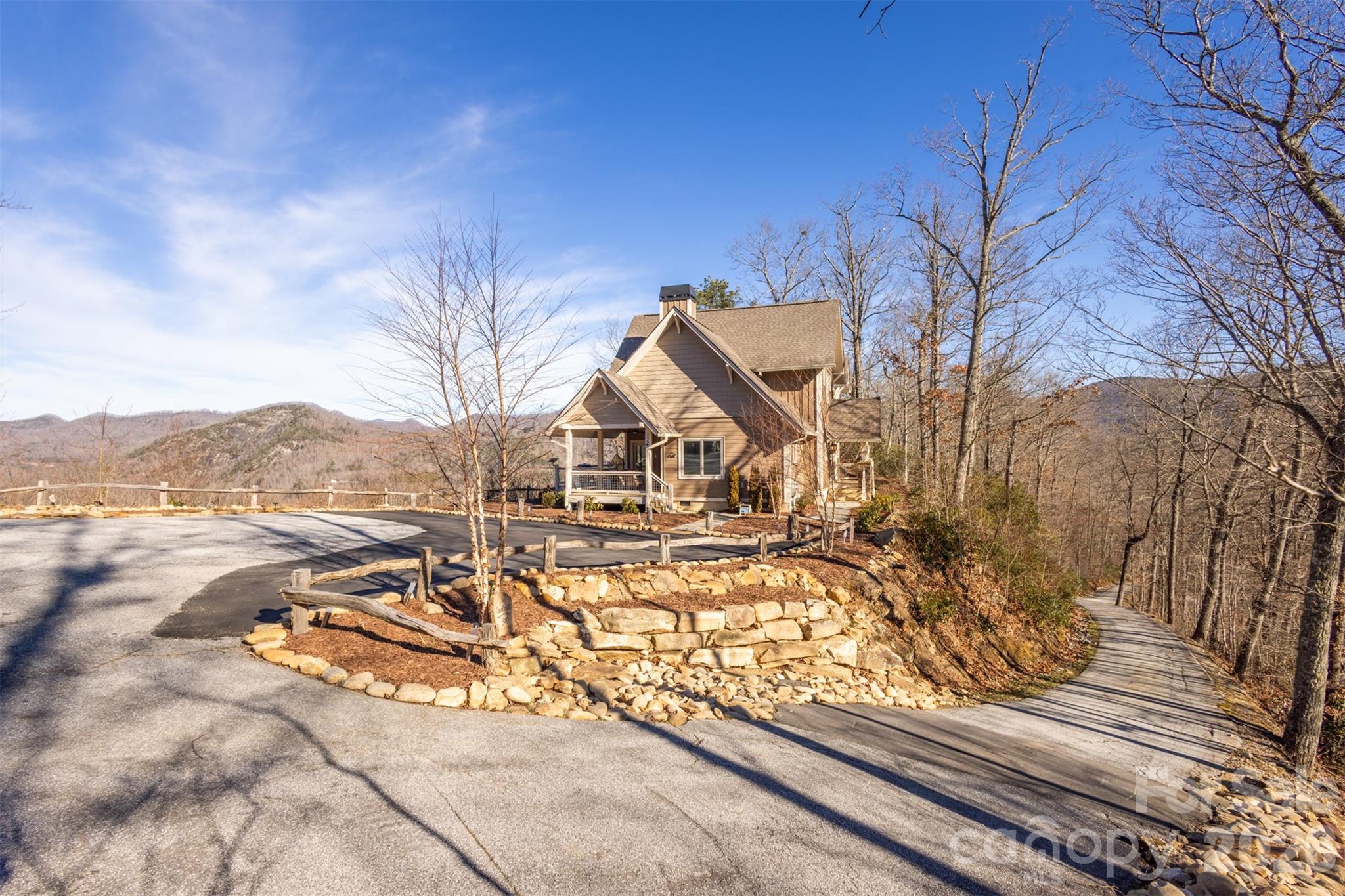 346 Birdymay Drive — Tuckasegee