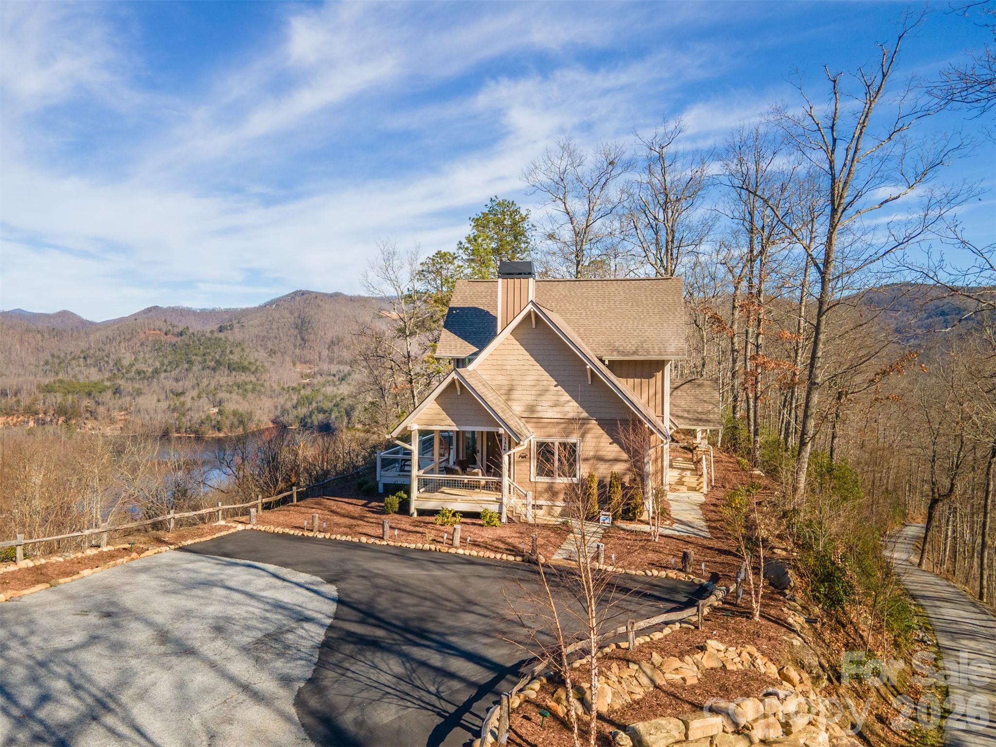 346 Birdymay Drive — Tuckasegee