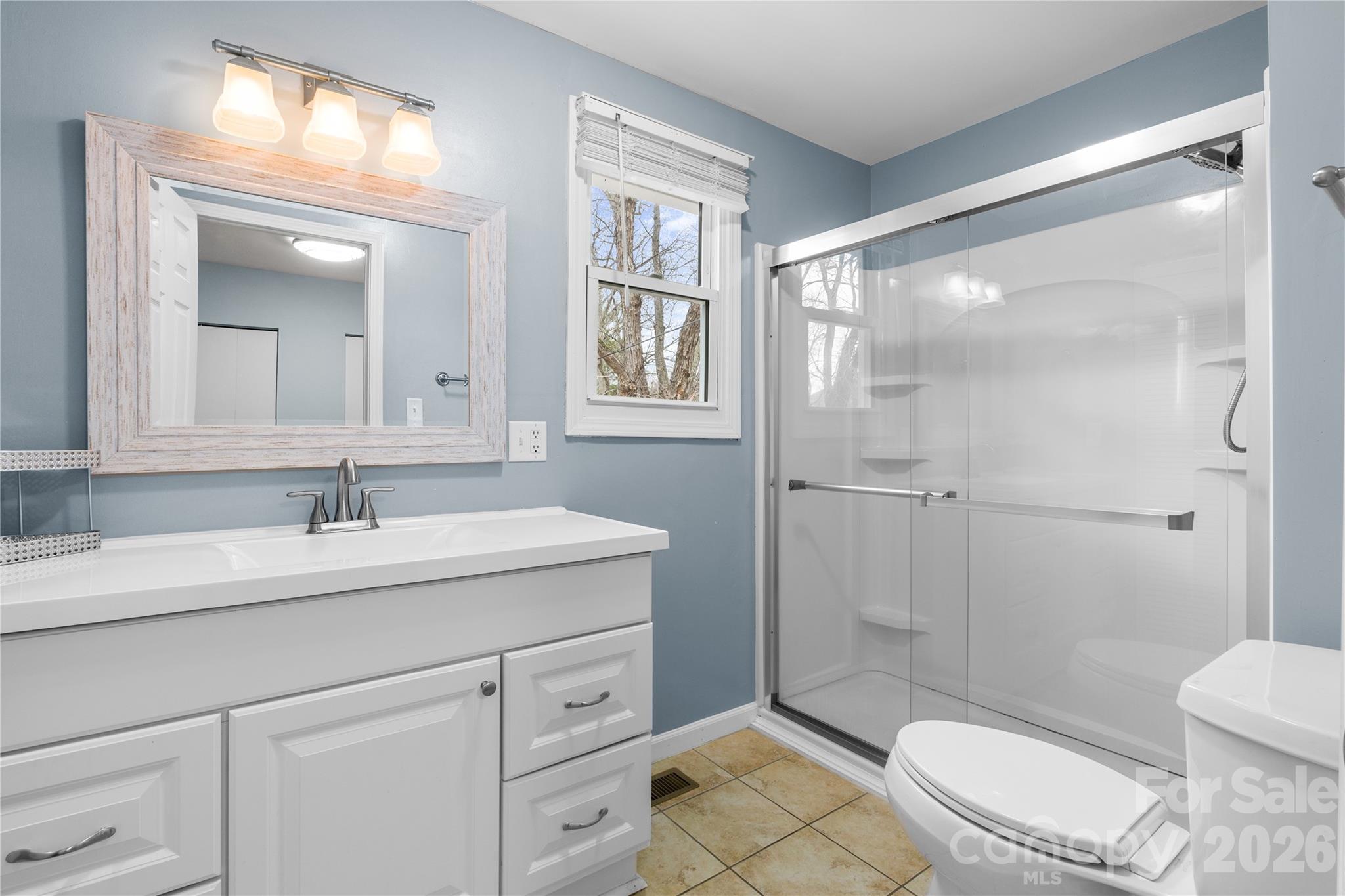 23 Maxwell Road — Asheville