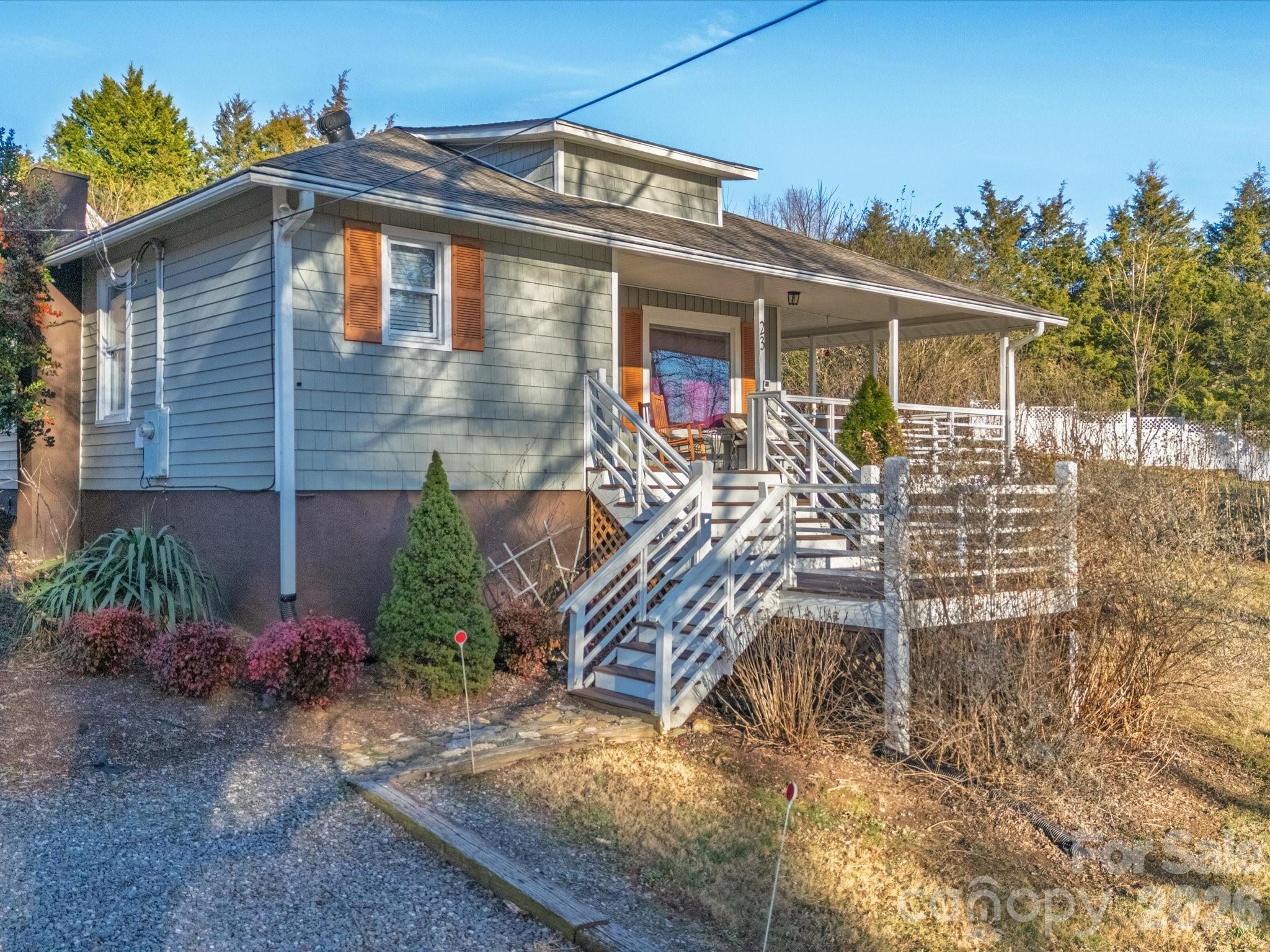 23 Maxwell Road — Asheville