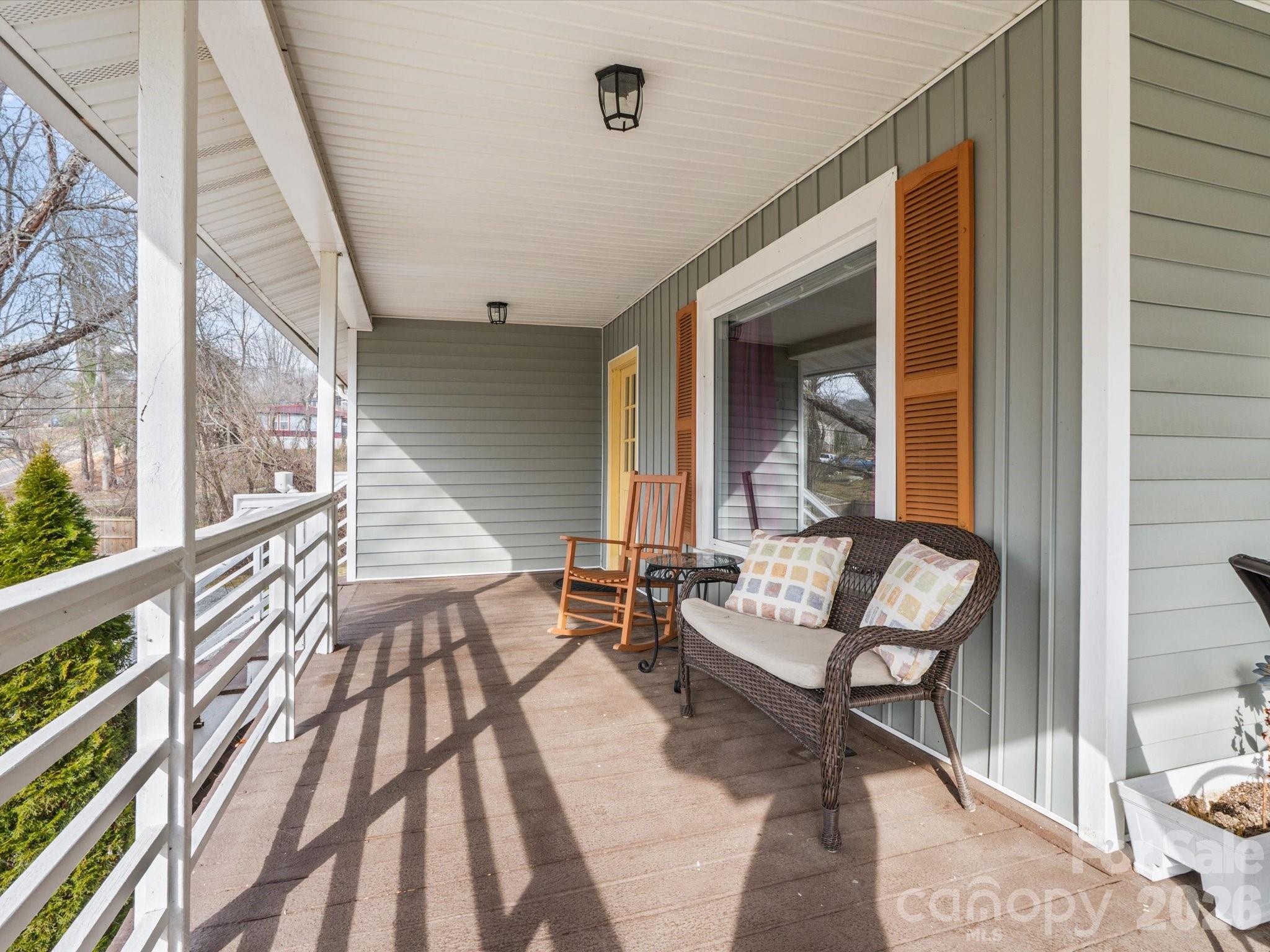 23 Maxwell Road — Asheville