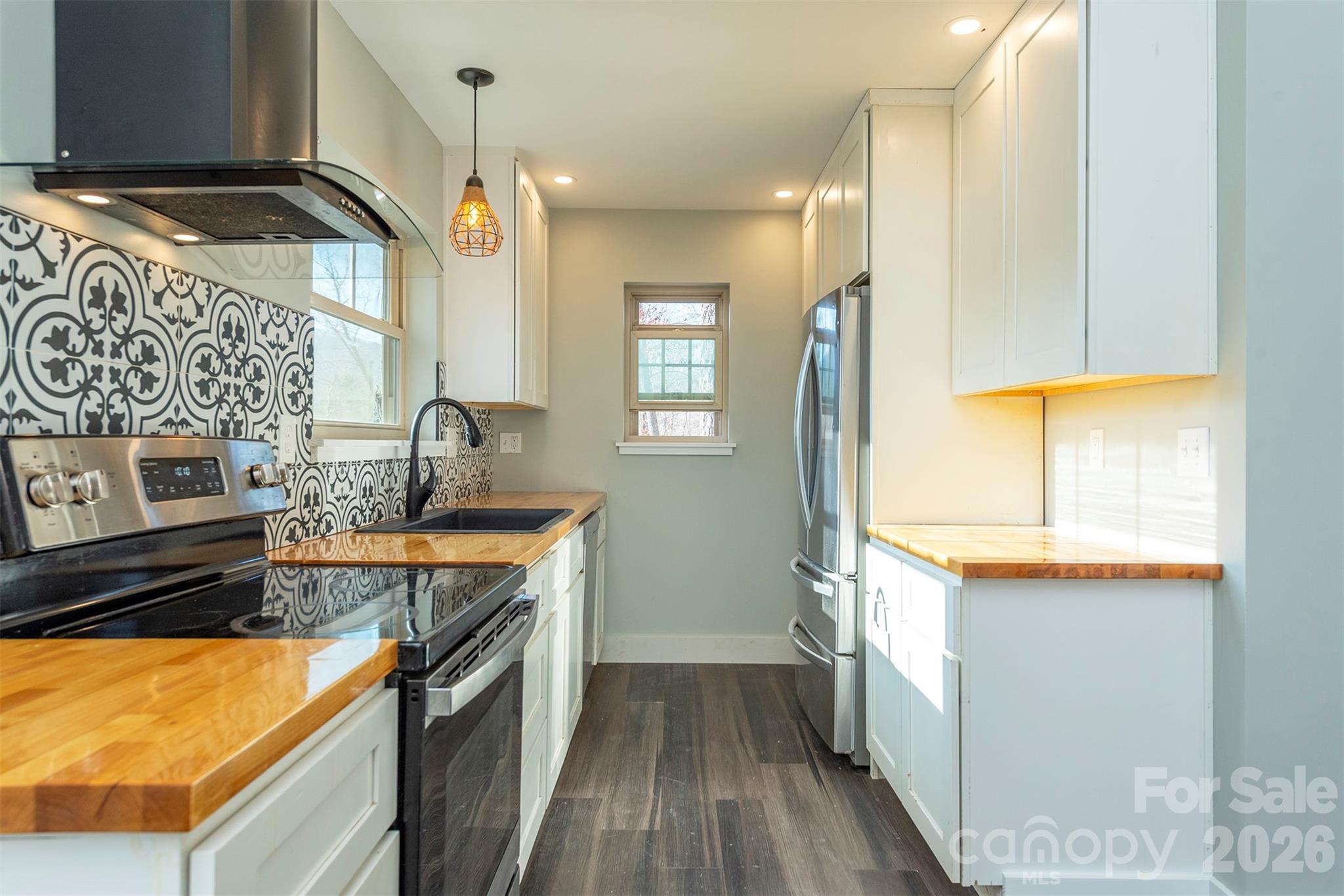 115 Bartram Way — Black Mountain
