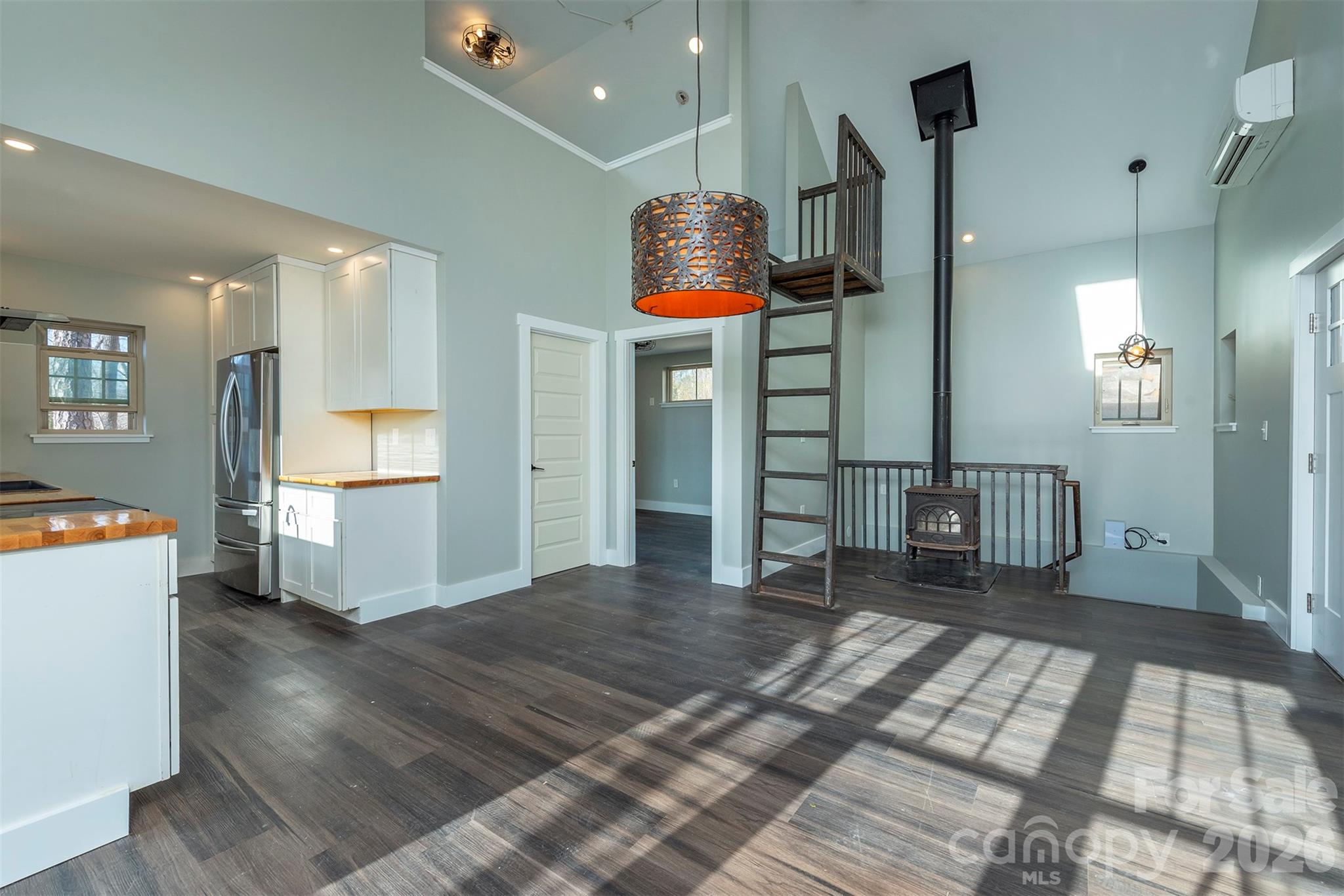 115 Bartram Way — Black Mountain