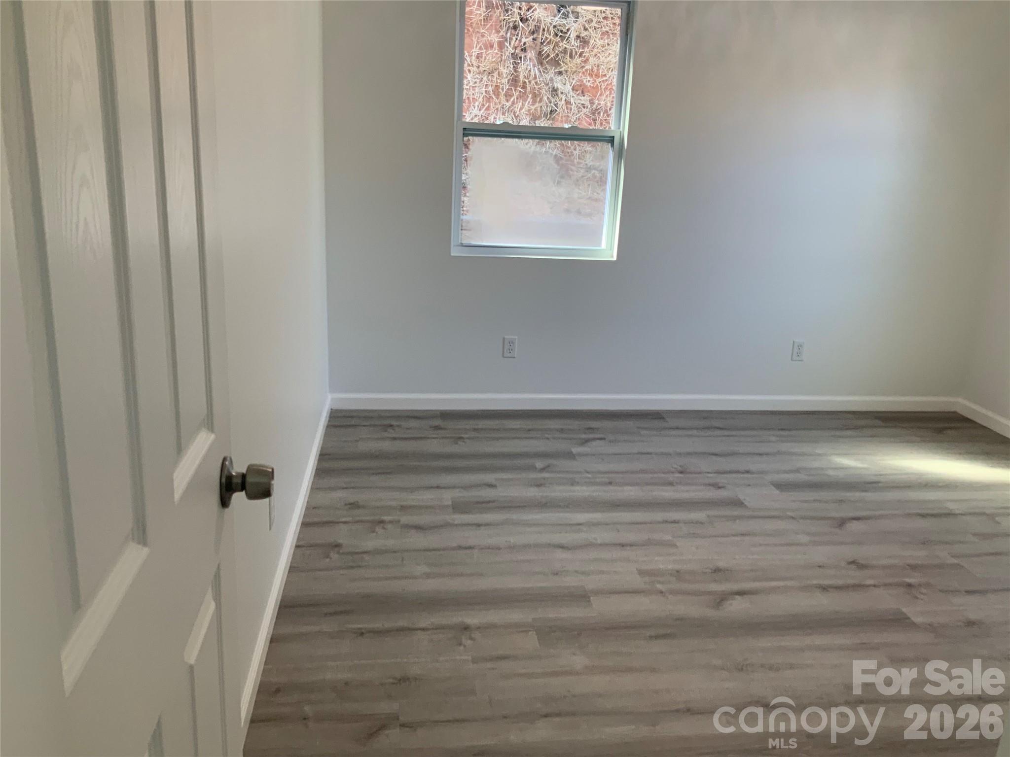841 B CHARLOTTE Highway — Fairview