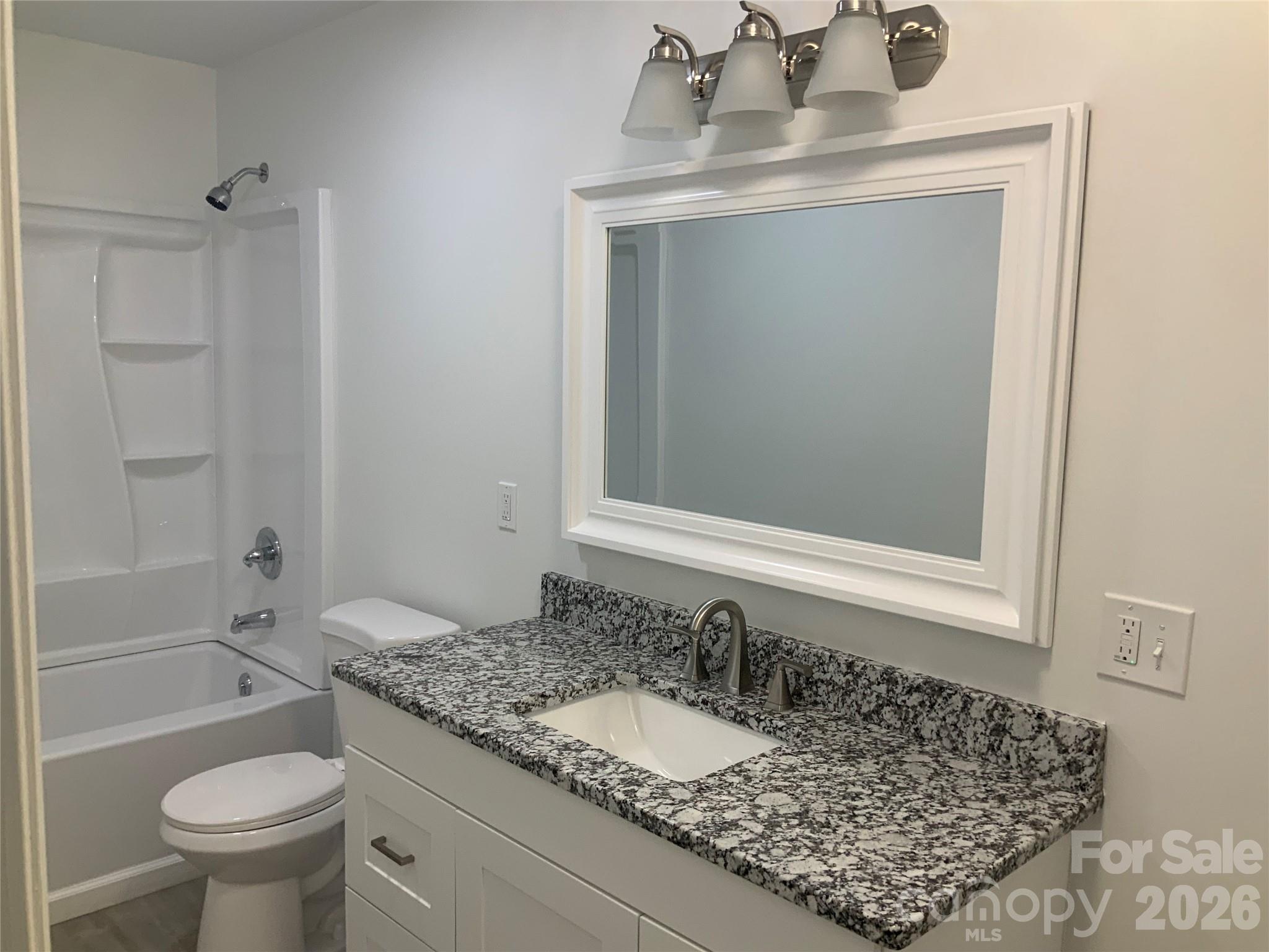 841 B CHARLOTTE Highway — Fairview
