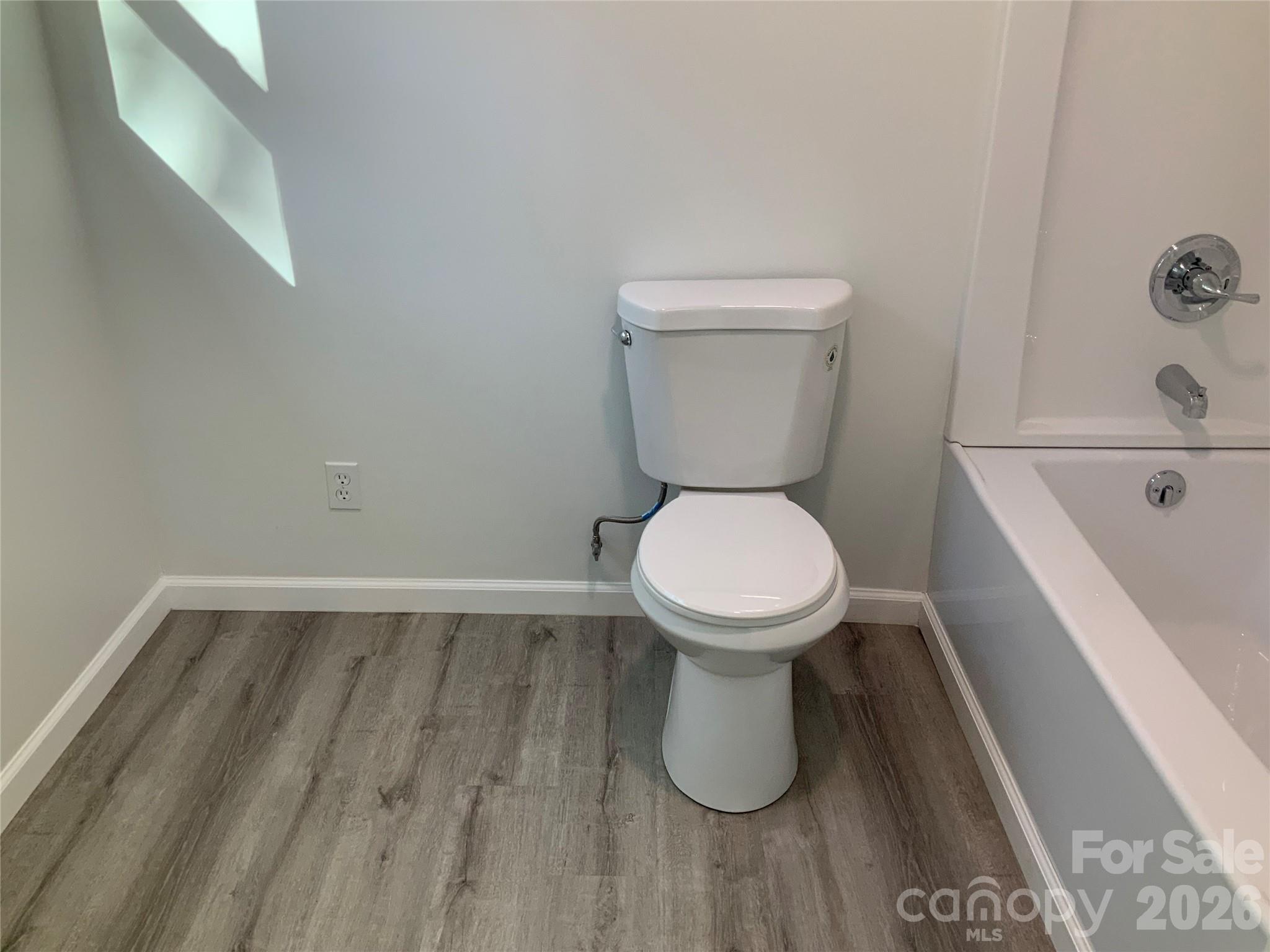 841 B CHARLOTTE Highway — Fairview