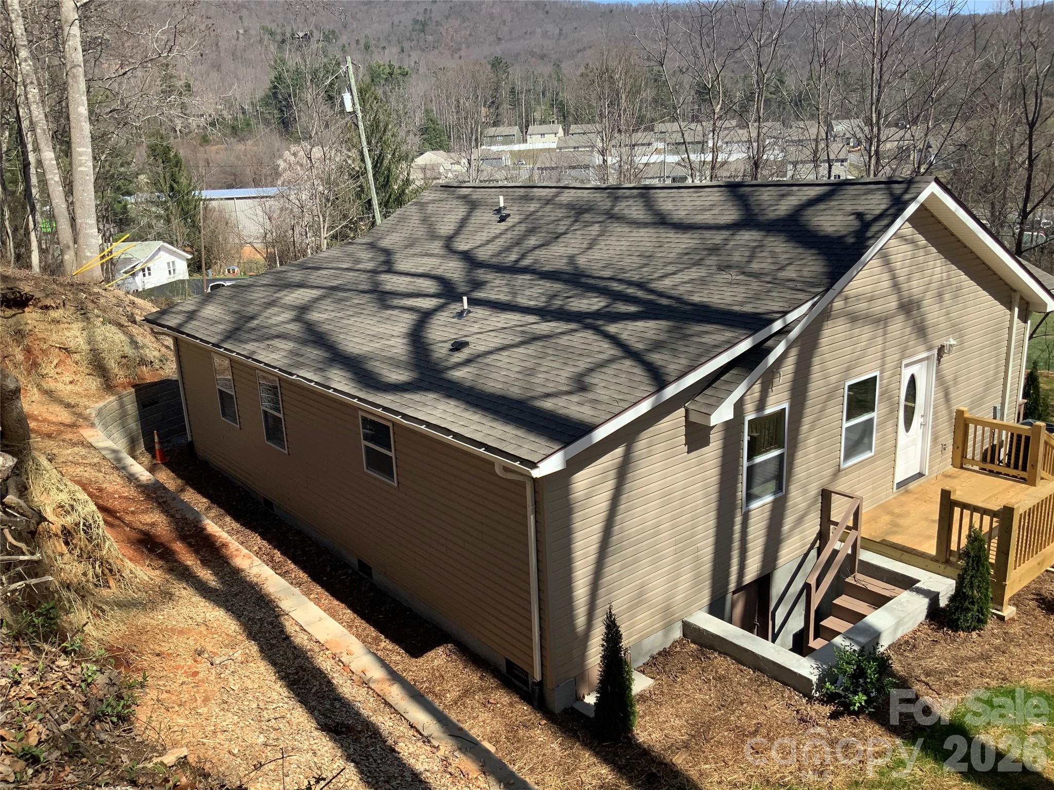 841 B CHARLOTTE Highway — Fairview