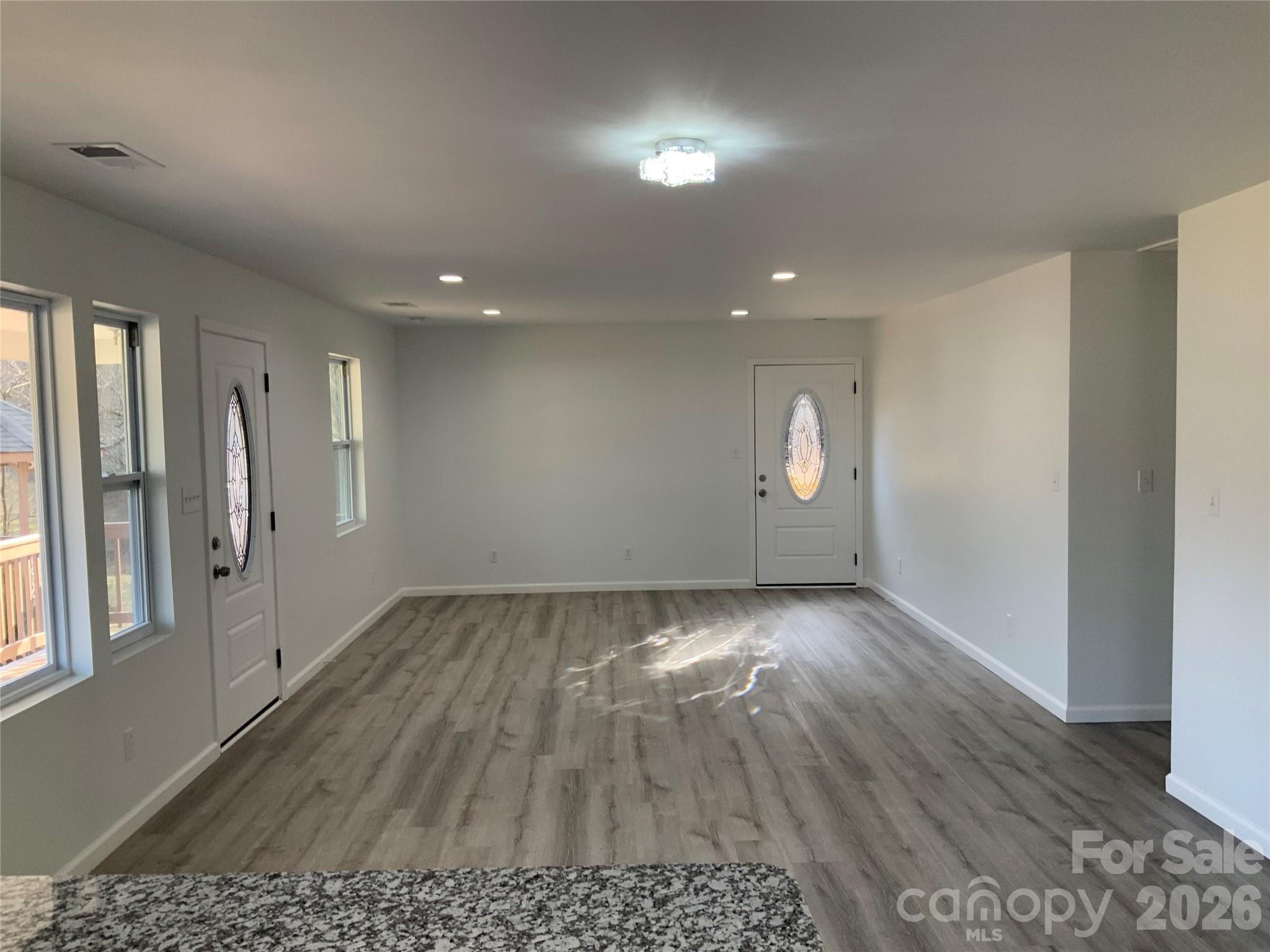 841 B CHARLOTTE Highway — Fairview