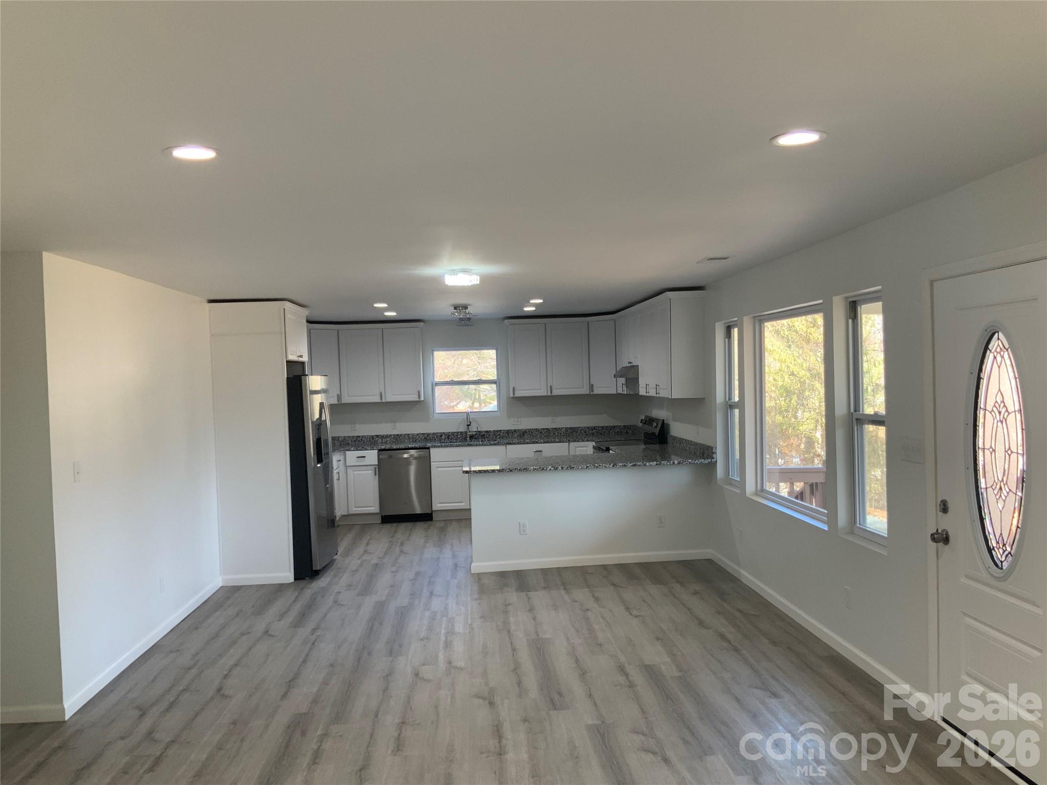 841 B CHARLOTTE Highway — Fairview