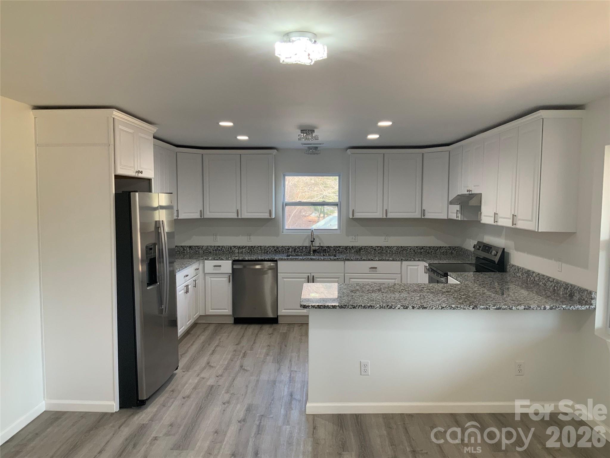 841 B CHARLOTTE Highway — Fairview