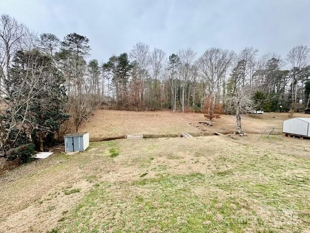 350 39th Street Place SW — Hickory