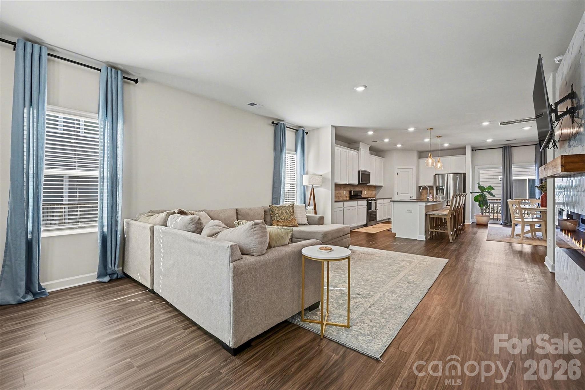 4012 Yucca Alley — Charlotte