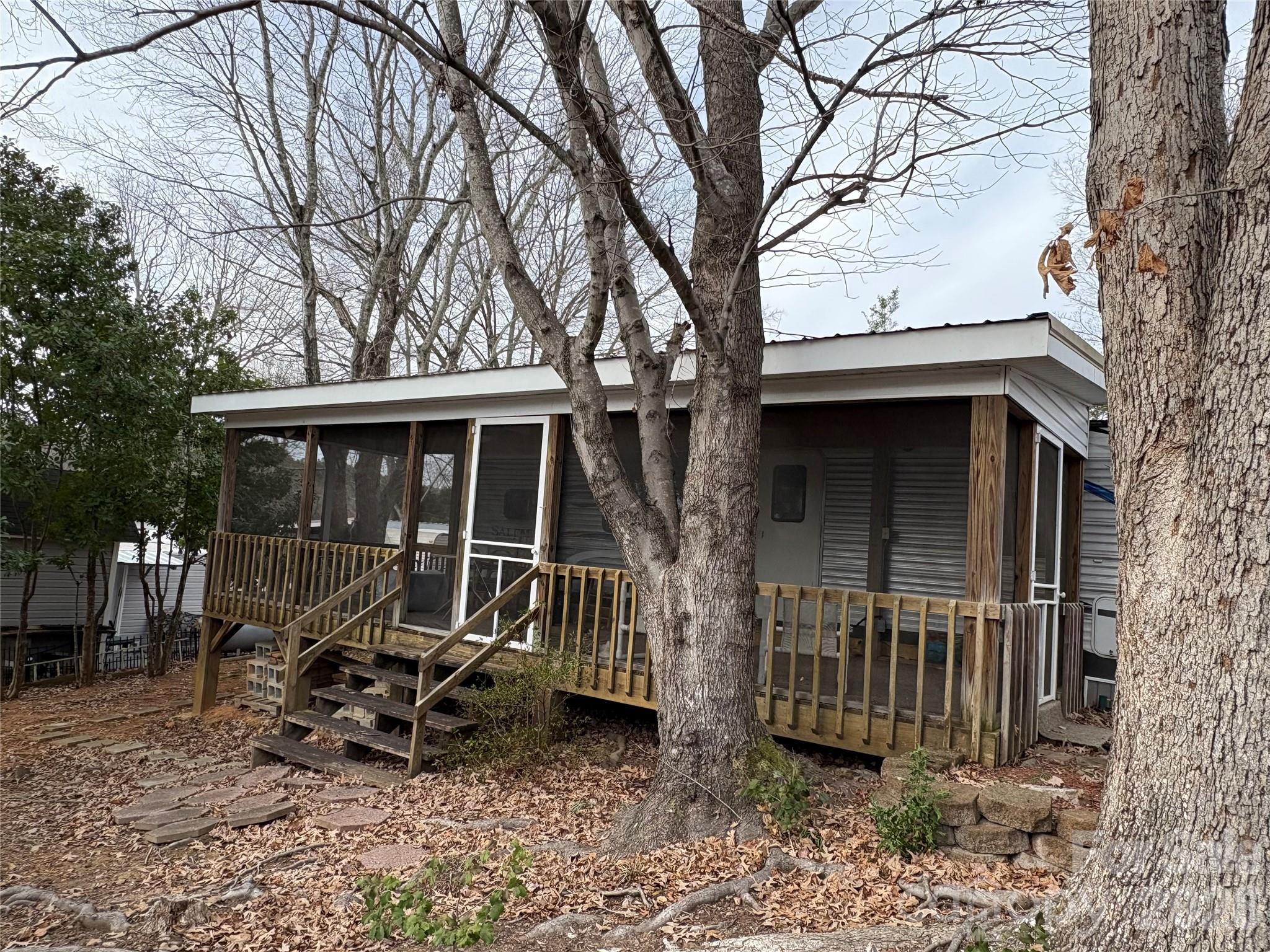 110 Sycamore Street — New London