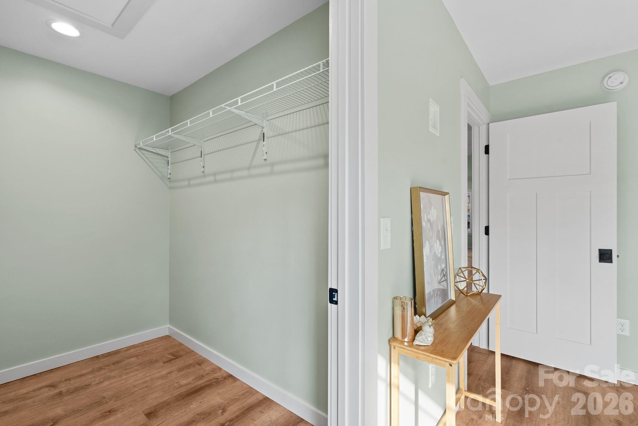 56 White Oak Place — Mars Hill