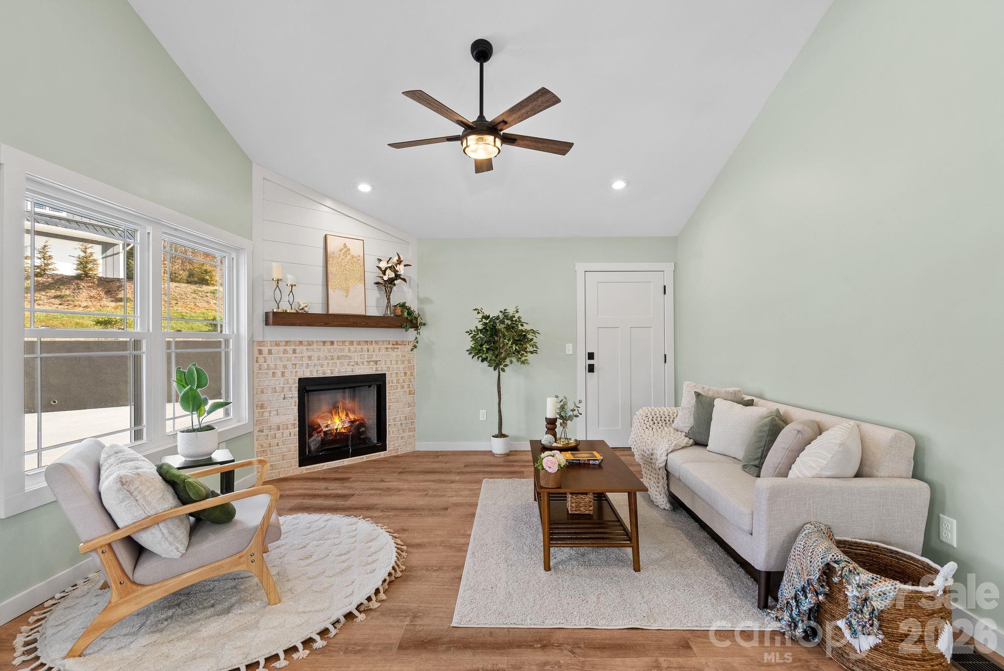 56 White Oak Place — Mars Hill