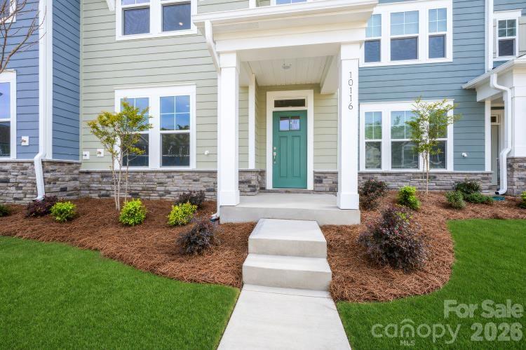 10116 Mamillion Drive — Huntersville