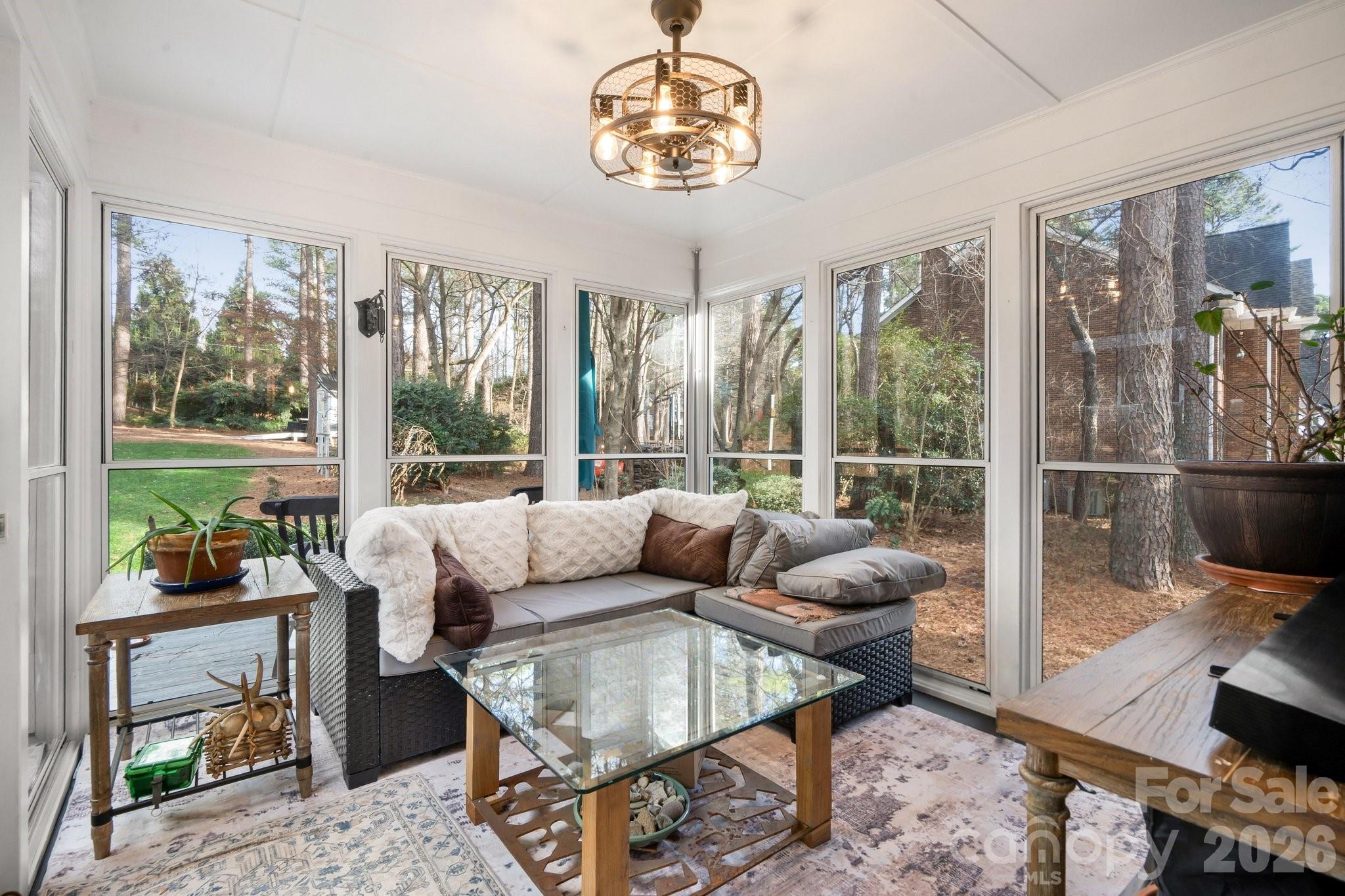 121 Lake Pine Road — Mooresville