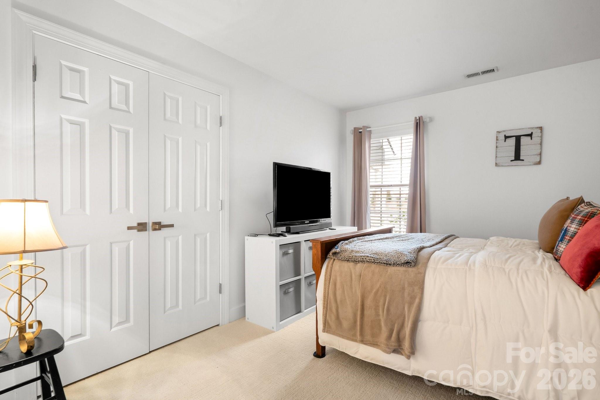 121 Lake Pine Road — Mooresville
