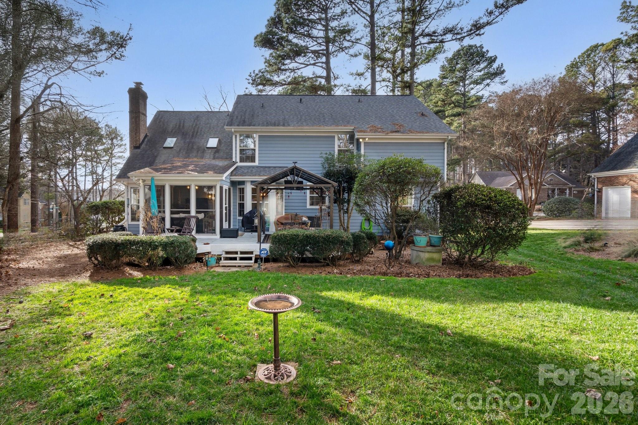 121 Lake Pine Road — Mooresville