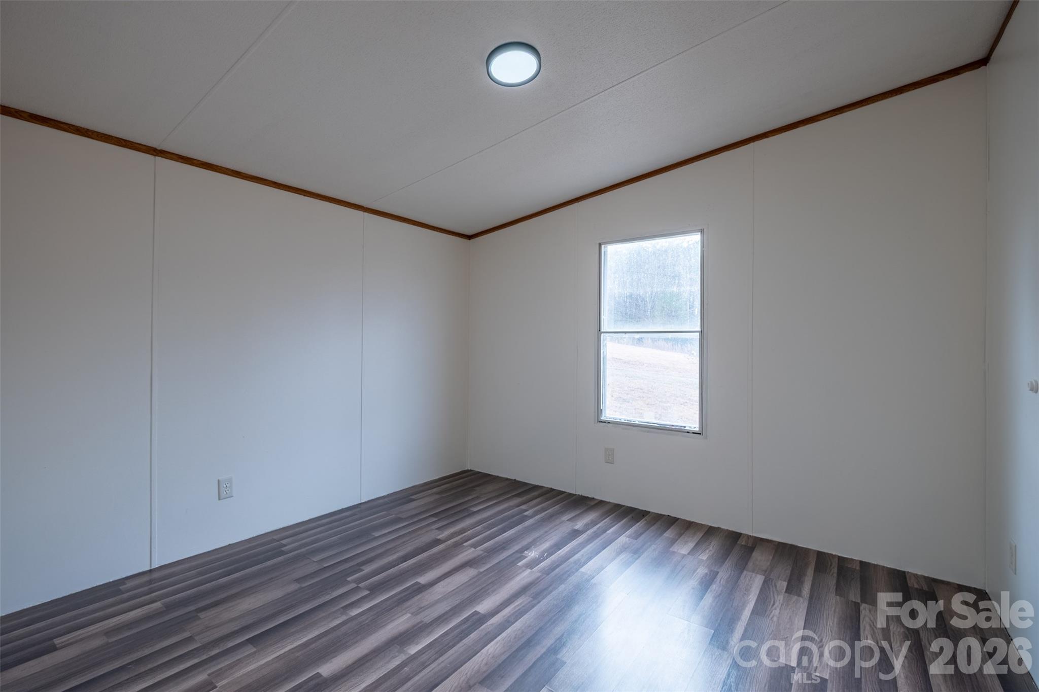 1305 Thunder Run Road — Boonville