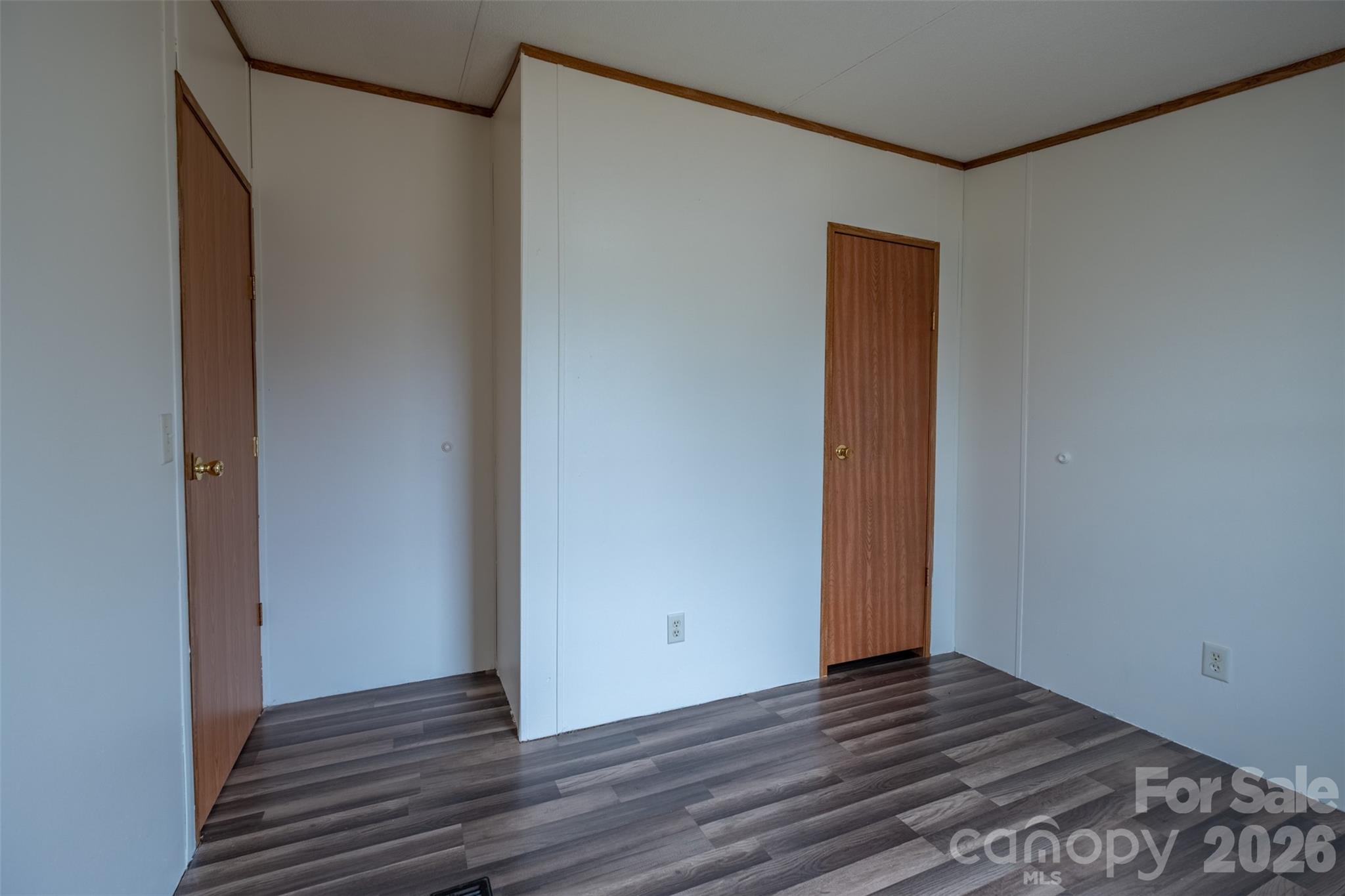 1305 Thunder Run Road — Boonville