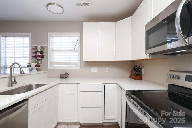 1109 Triece Lane — Charlotte