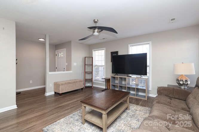 1109 Triece Lane — Charlotte