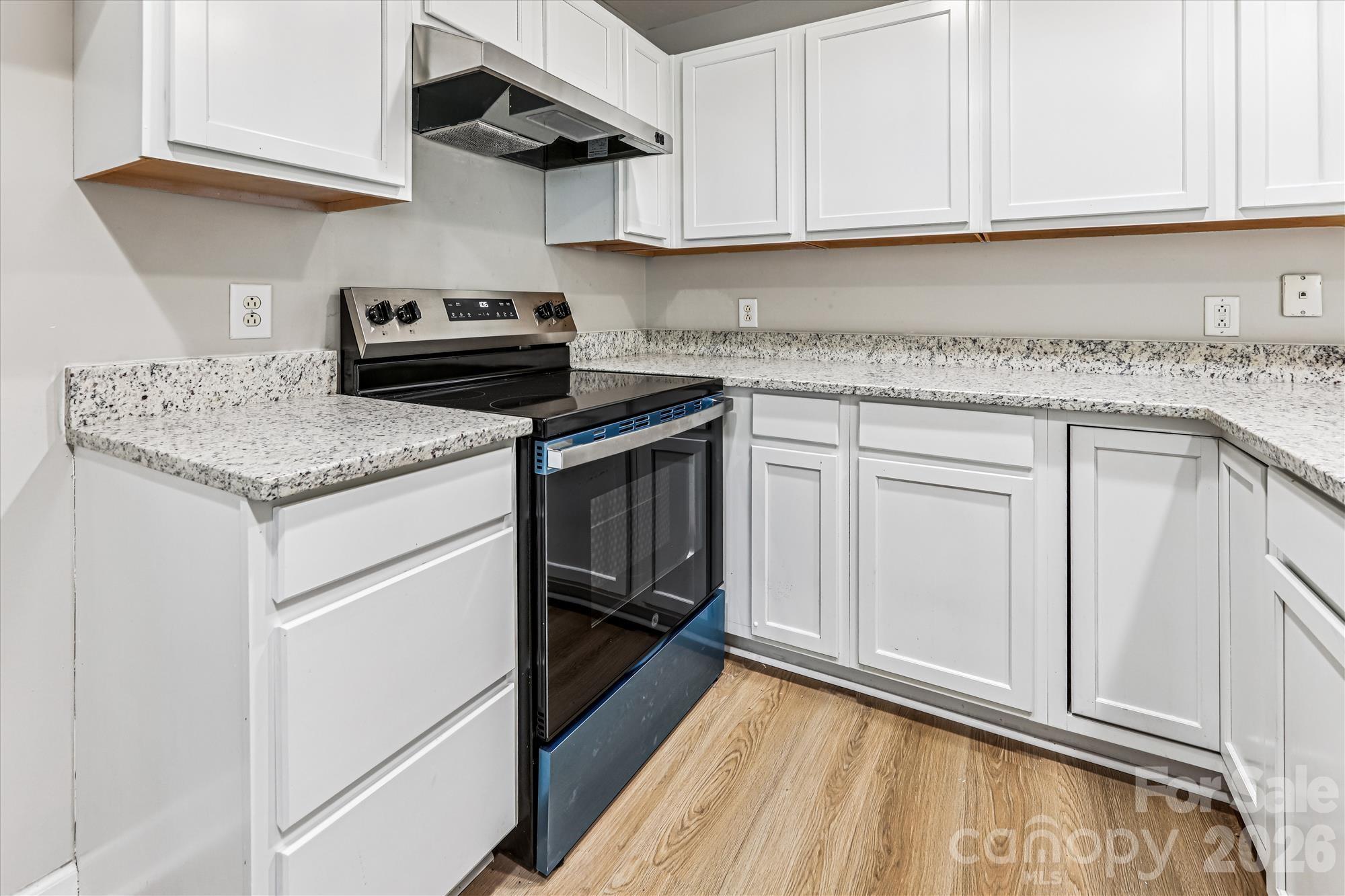 718 W Trade Street #302 — Charlotte