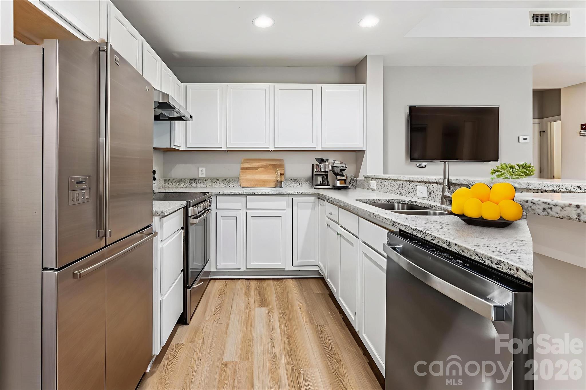 718 W Trade Street #302 — Charlotte