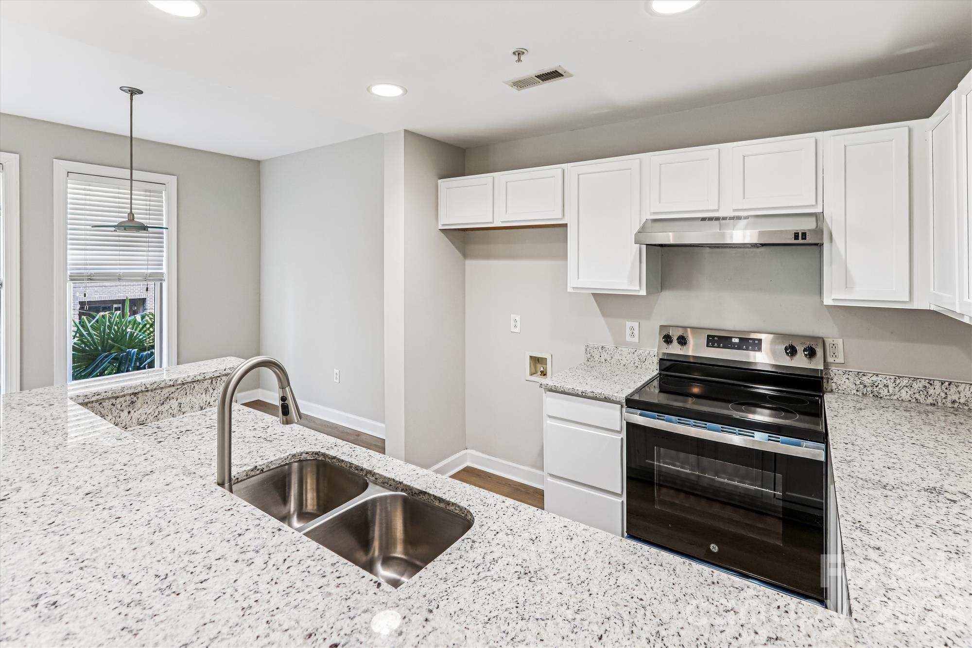 718 W Trade Street #302 — Charlotte