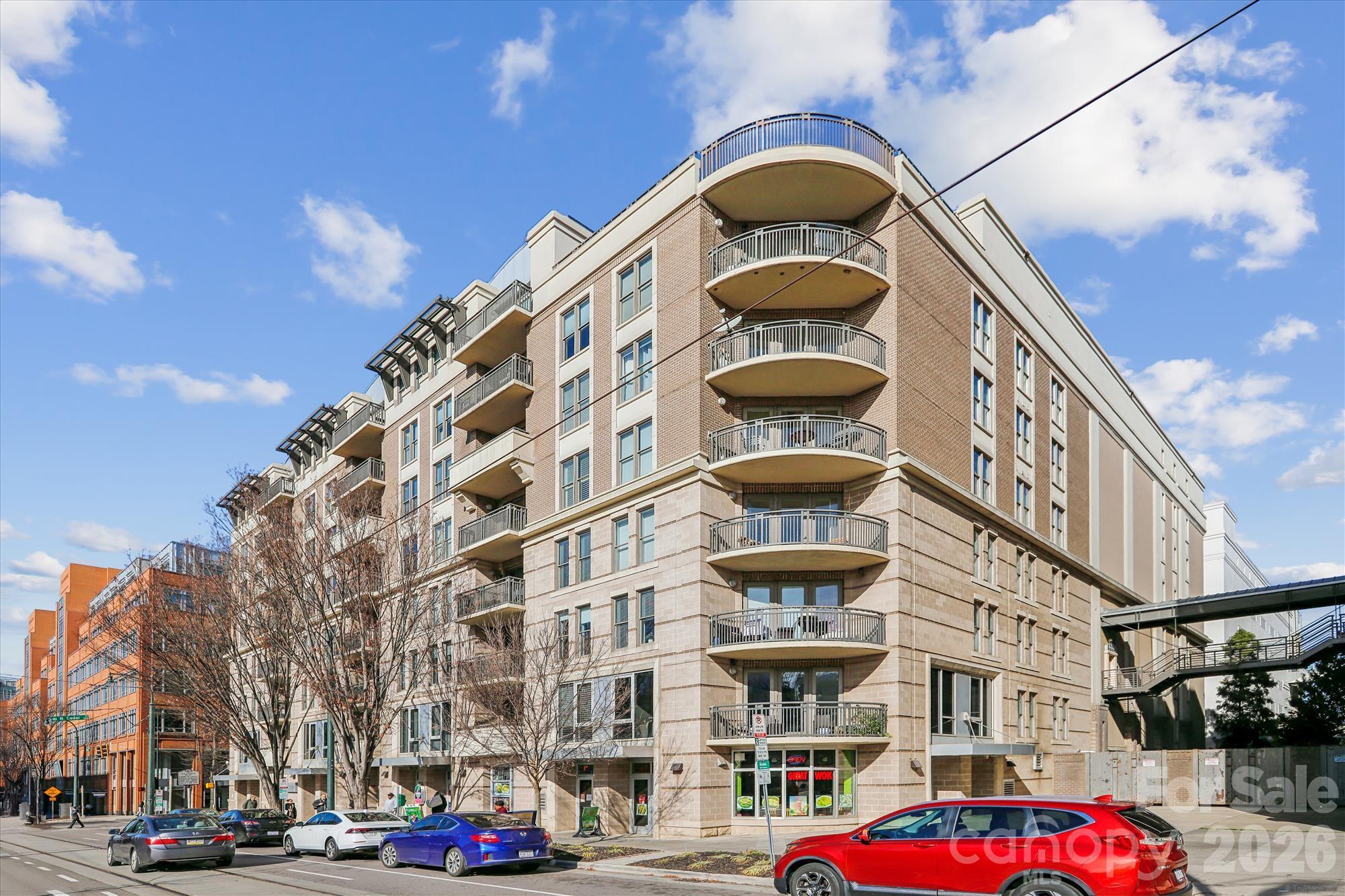 718 W Trade Street #302 — Charlotte