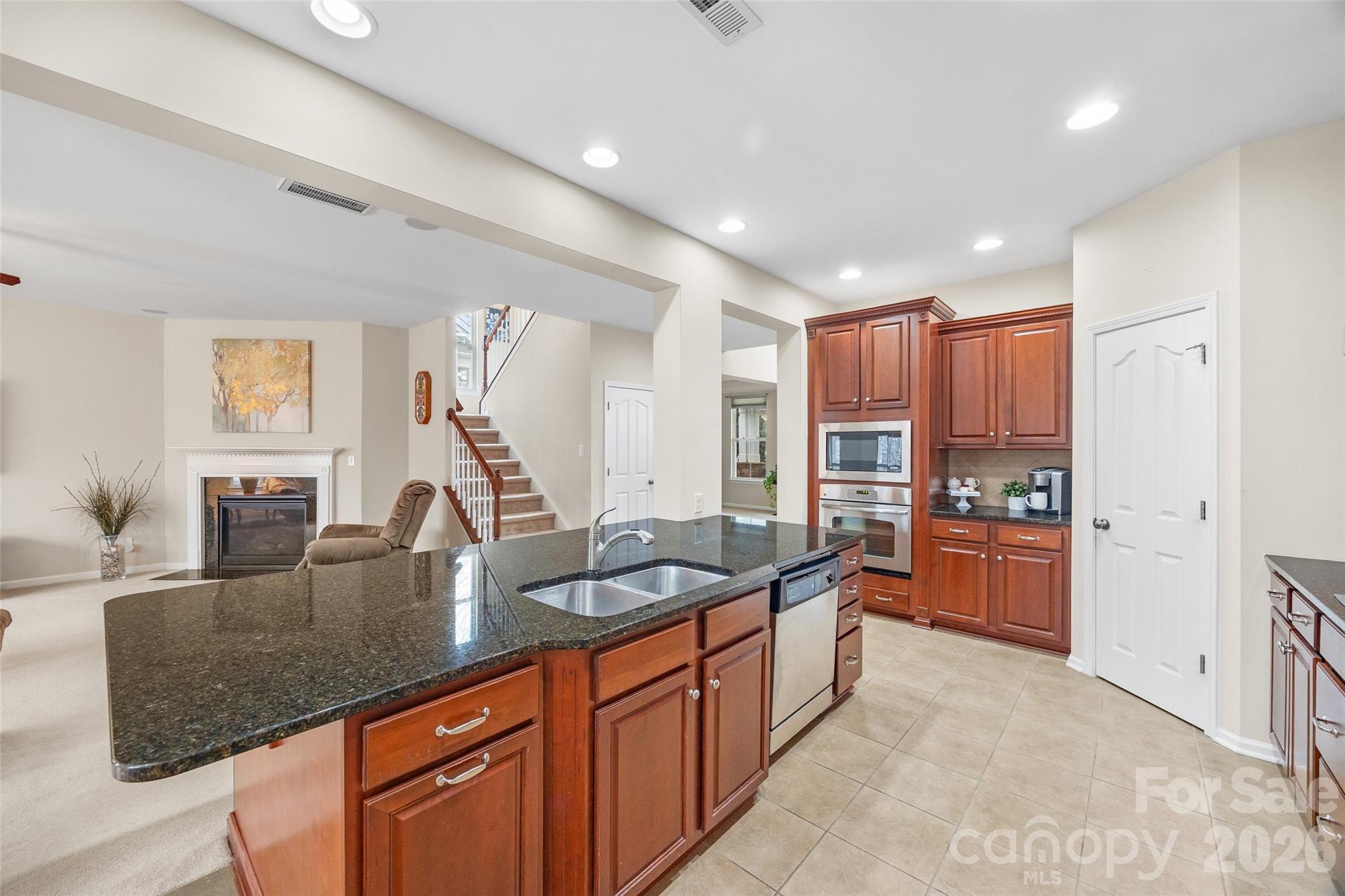 2205 Trading Ford Drive — Waxhaw