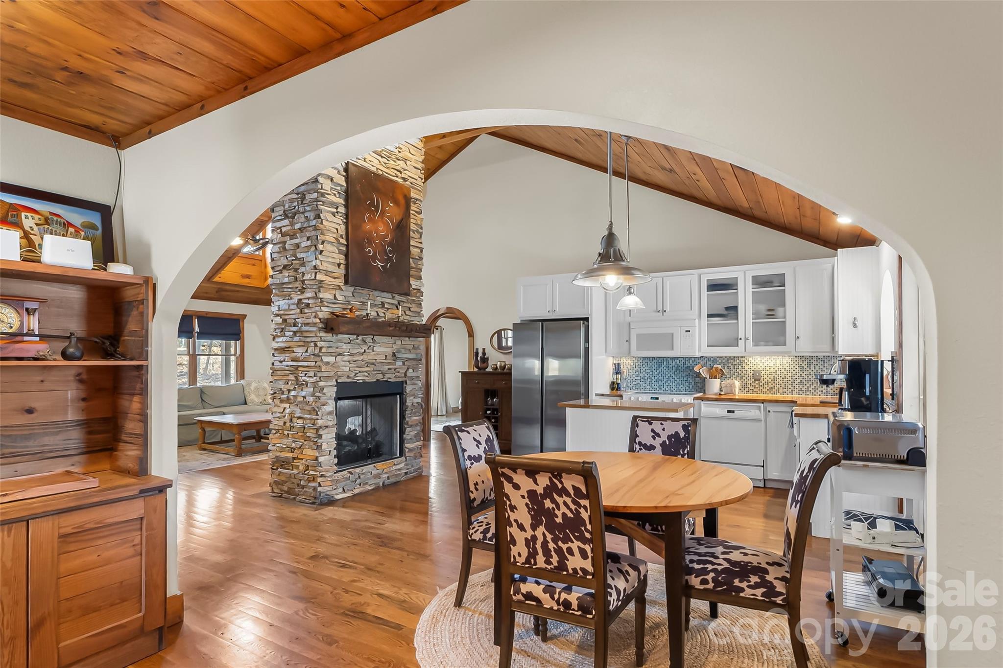 525 Mossy Oak Trail — Nebo