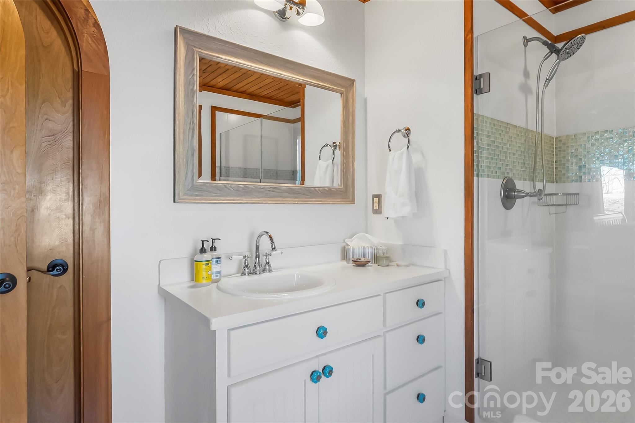 525 Mossy Oak Trail — Nebo