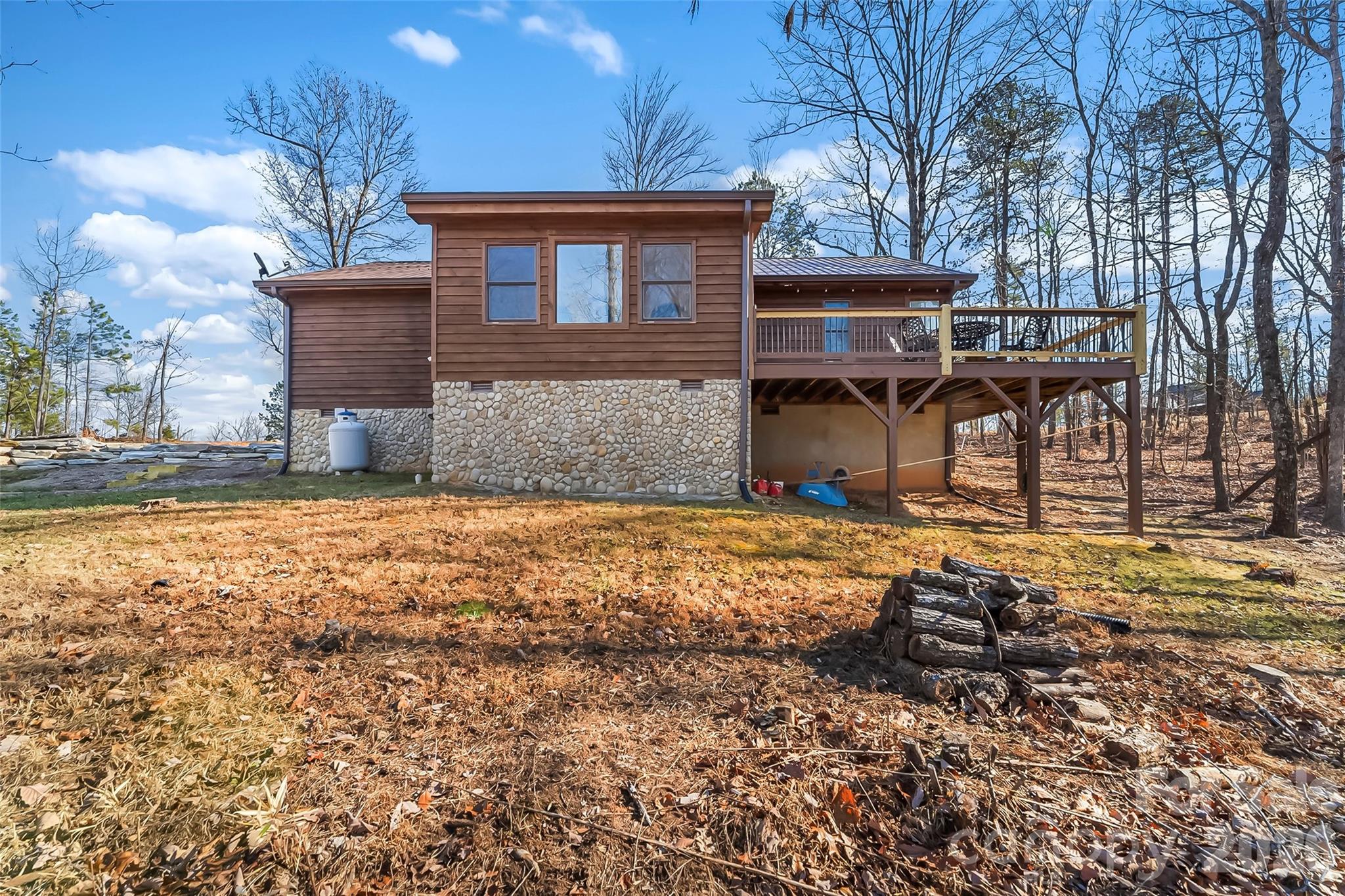 525 Mossy Oak Trail — Nebo