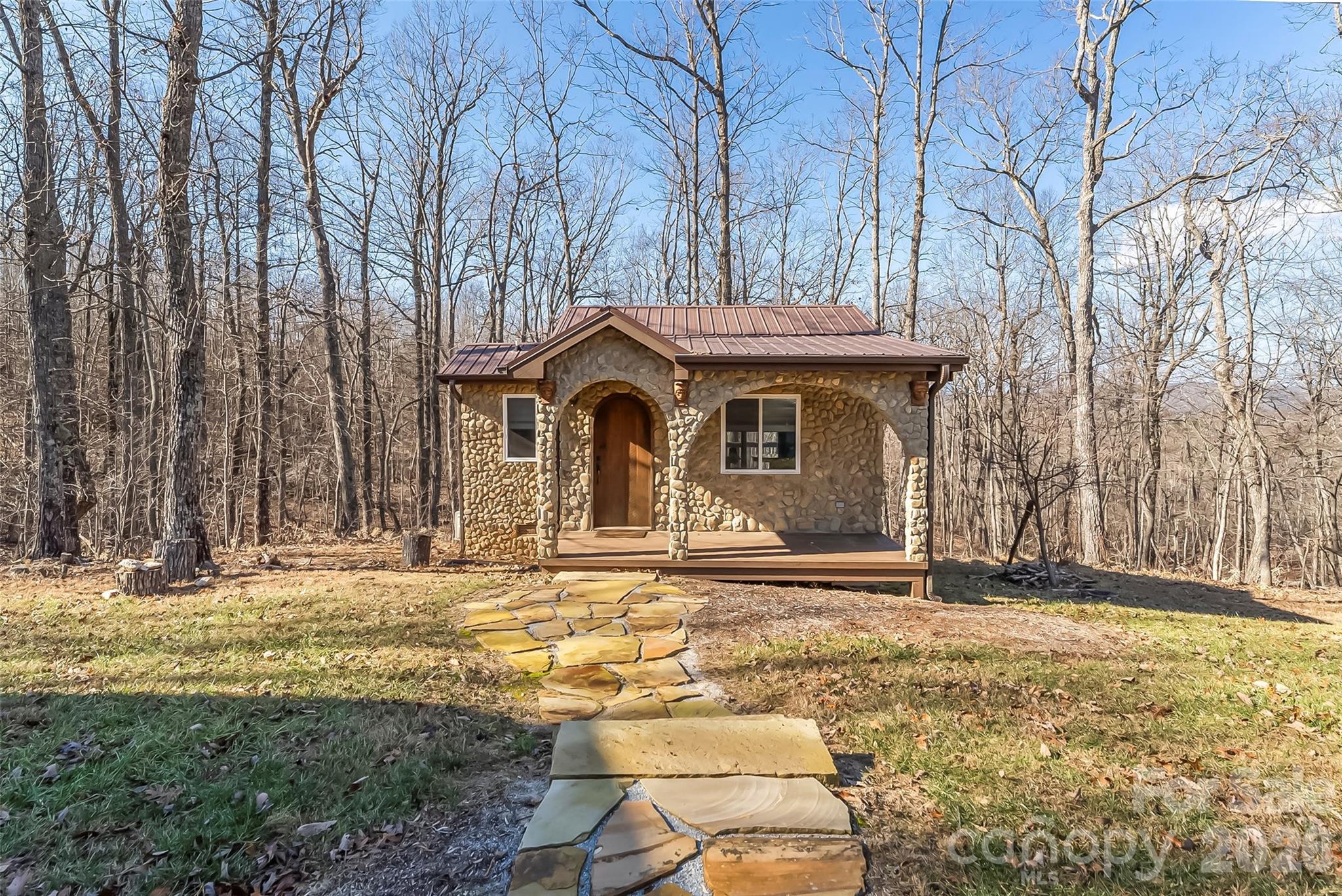 525 Mossy Oak Trail — Nebo