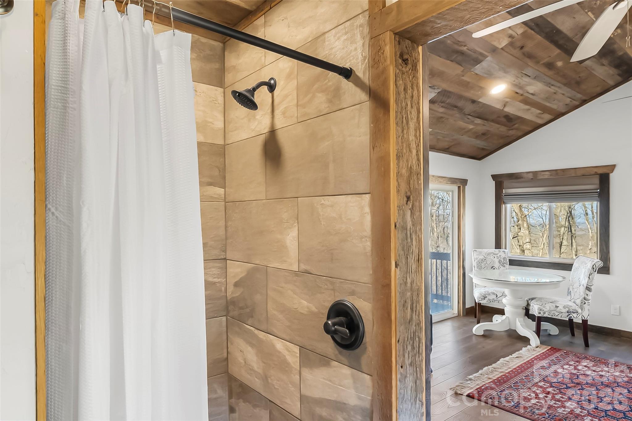 525 Mossy Oak Trail — Nebo