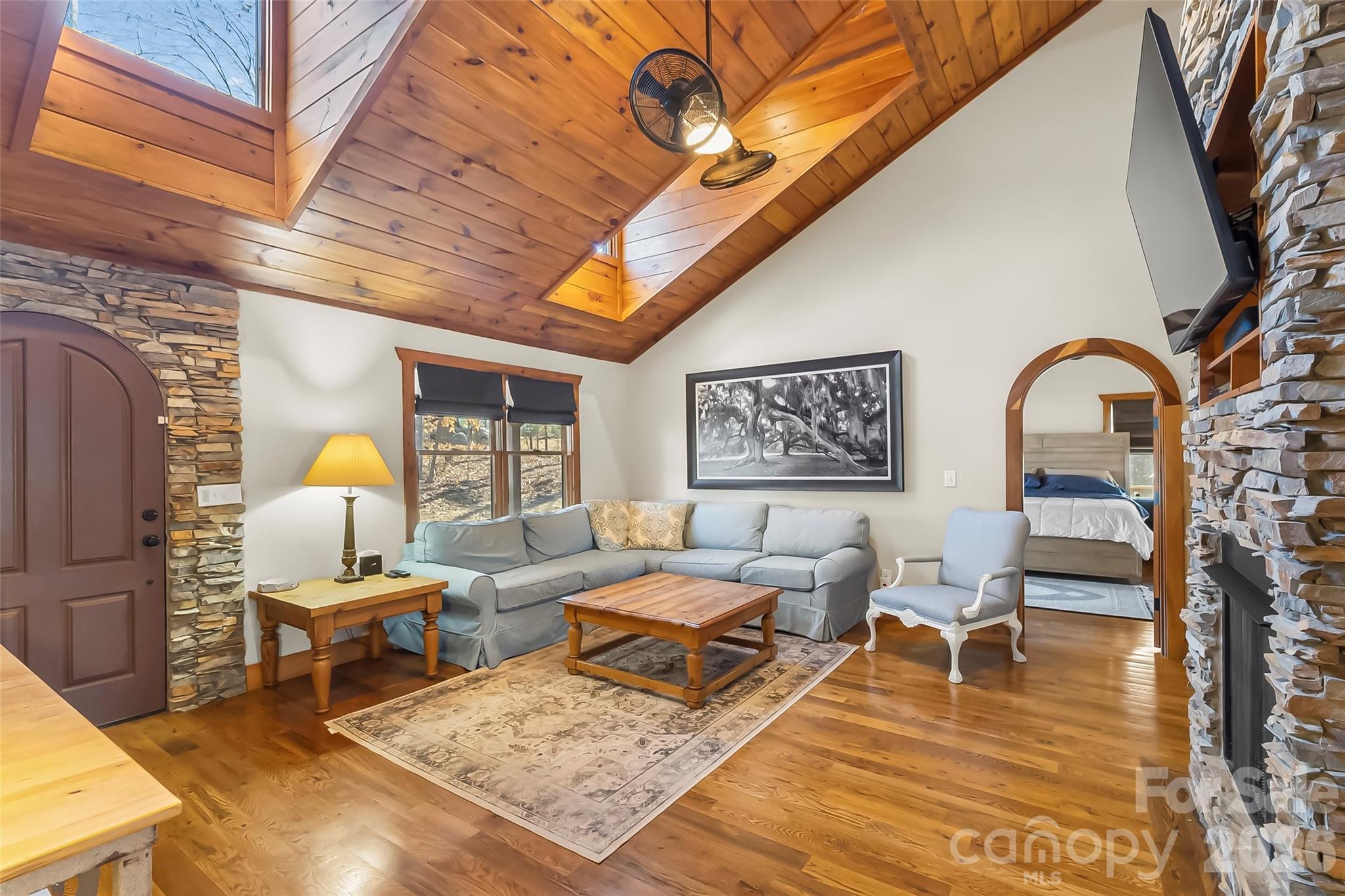 525 Mossy Oak Trail — Nebo