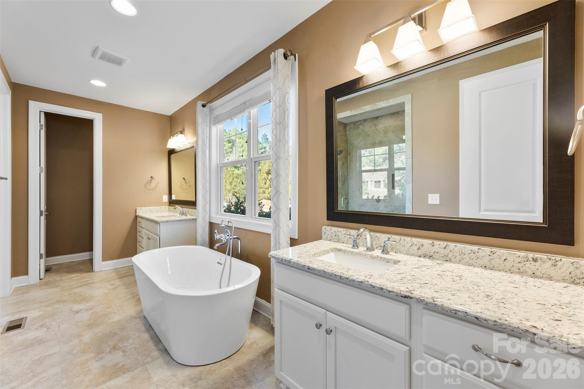 6065 Chimney Bluff Road — Lancaster