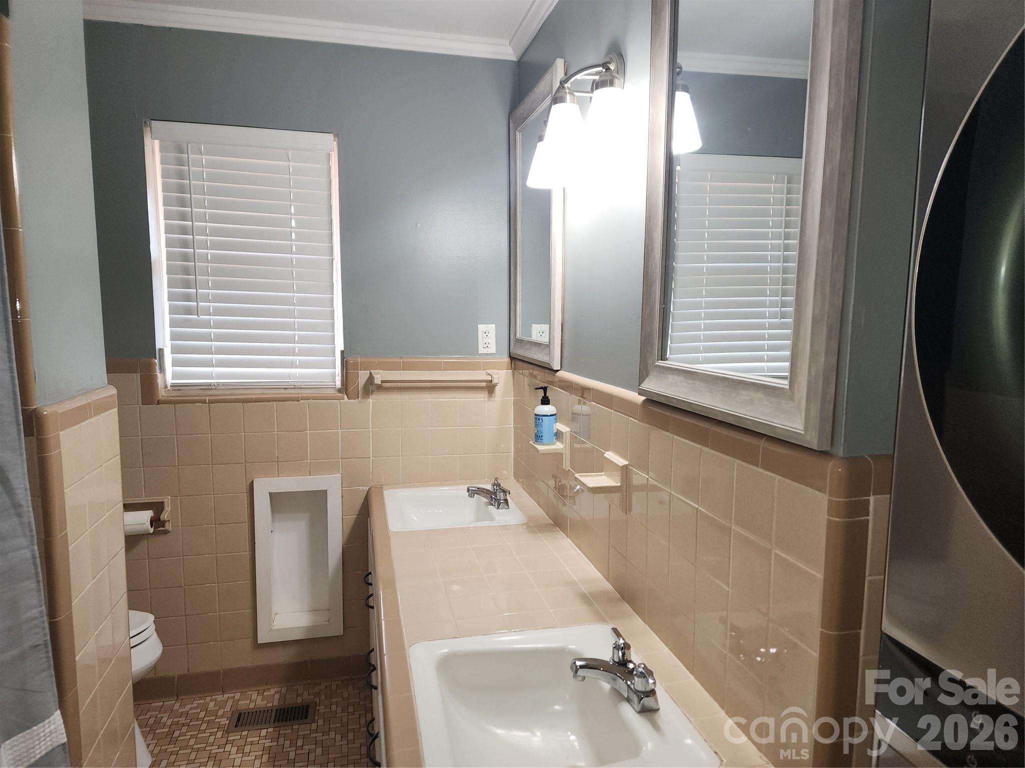 432 Virginia Avenue — Statesville