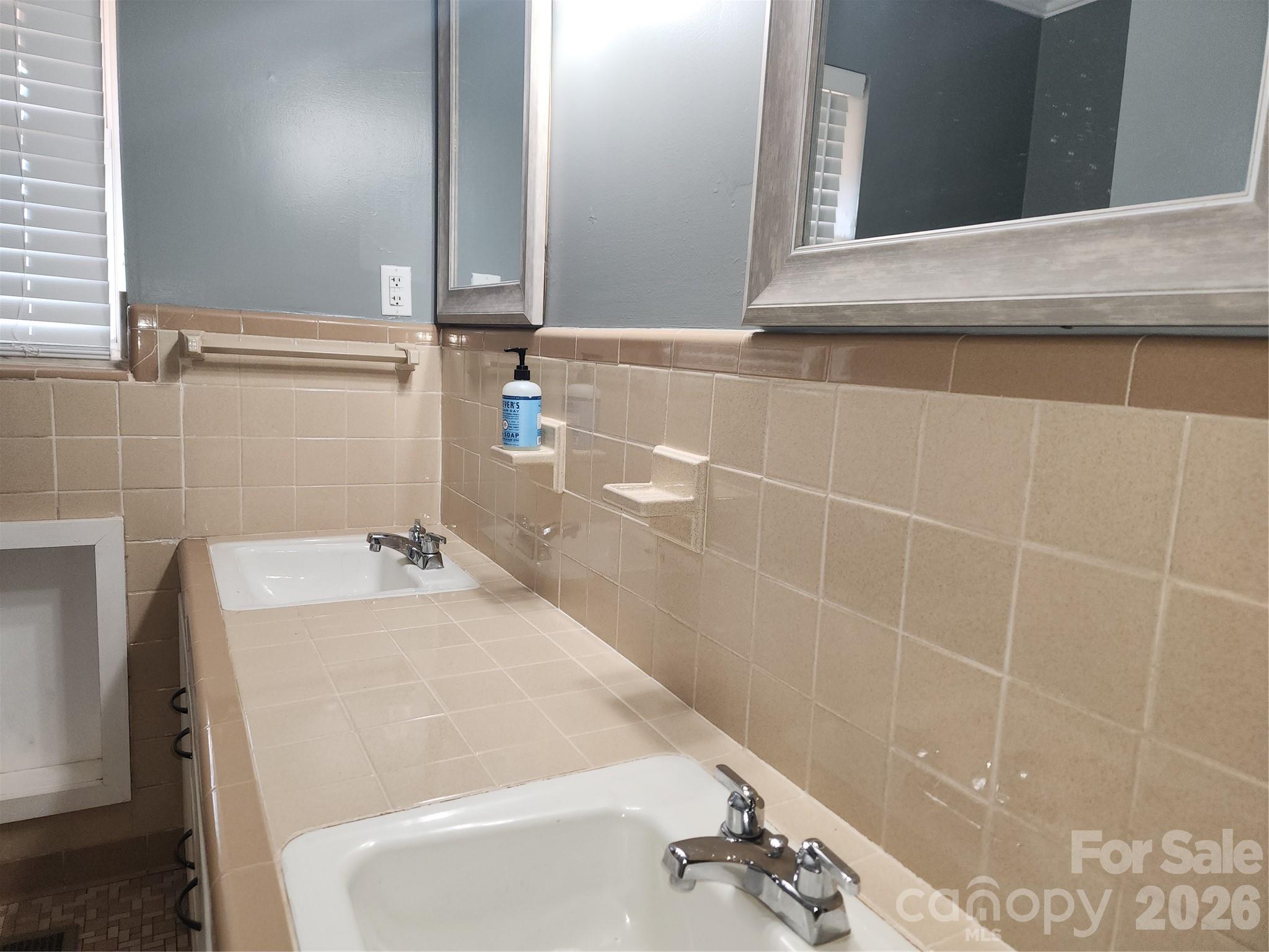 432 Virginia Avenue — Statesville