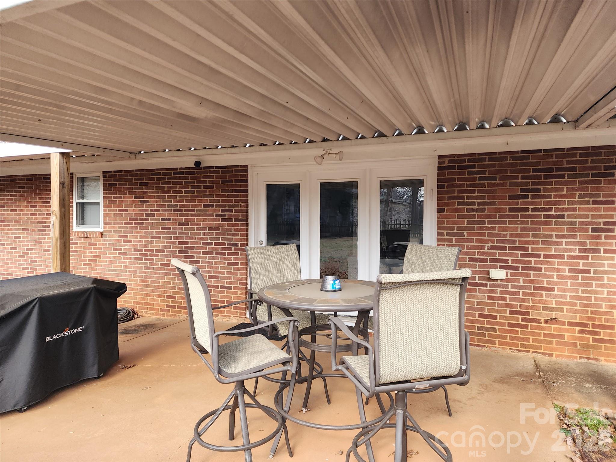 432 Virginia Avenue — Statesville