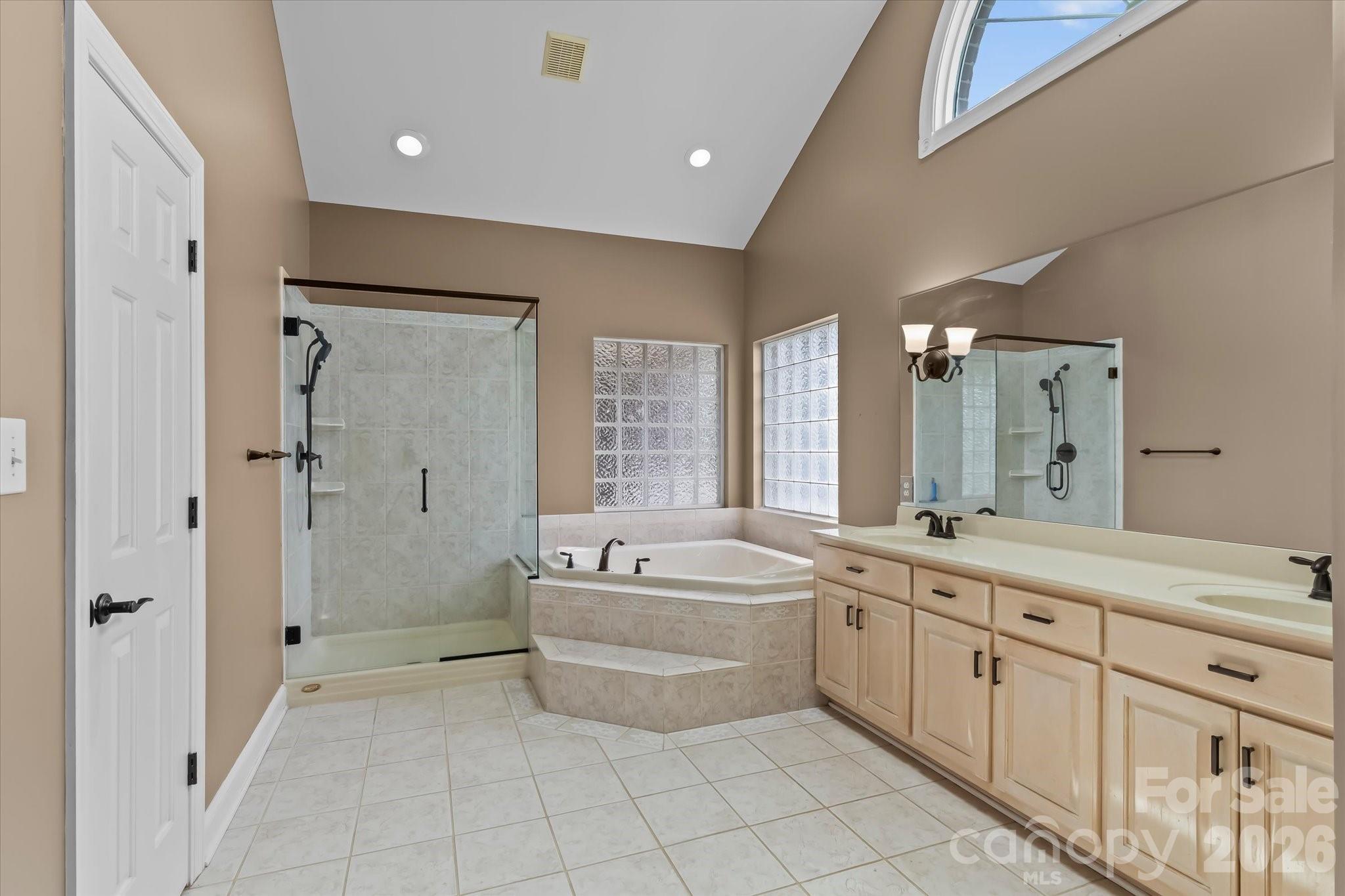 1148 Town N Country Drive — Wilkesboro