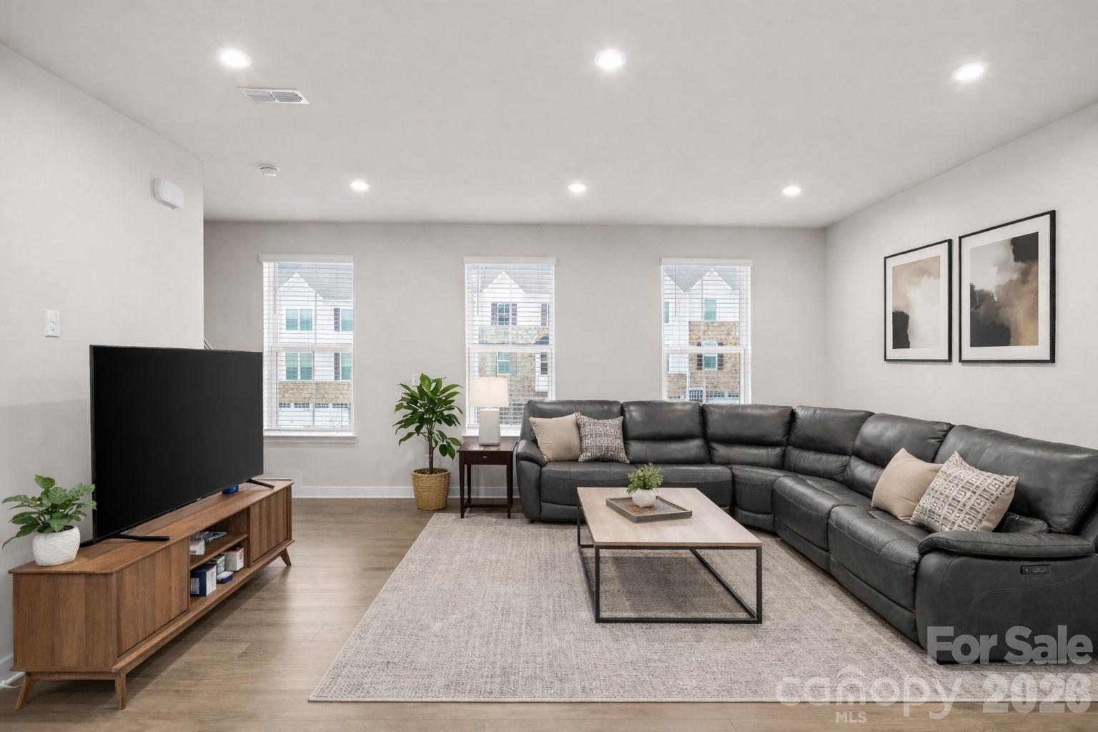 9921 Oaklawn Boulevard NW — Huntersville