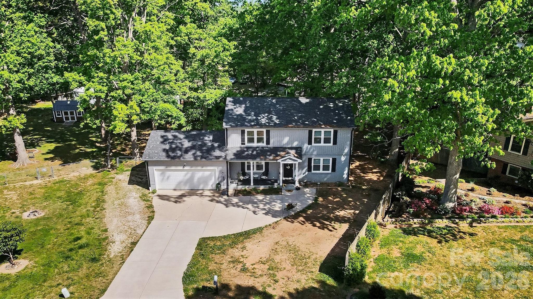 130 Cherokee Lane — Salisbury