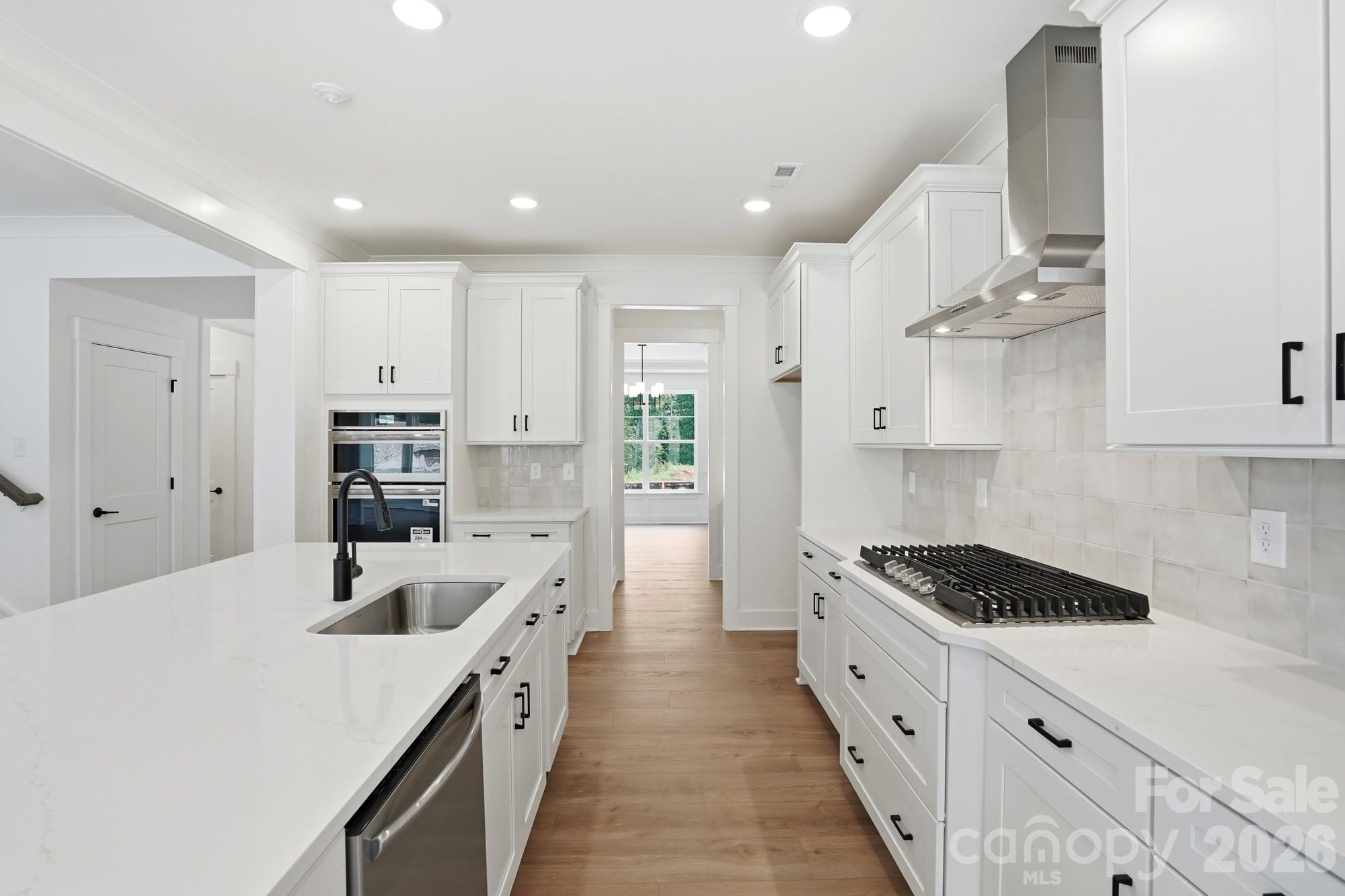 5076 McLaughlin Loop — Waxhaw