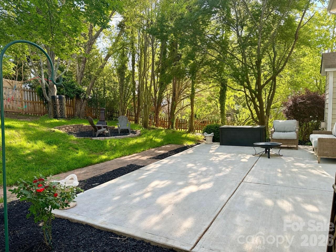 123 Comata Road — Mooresville