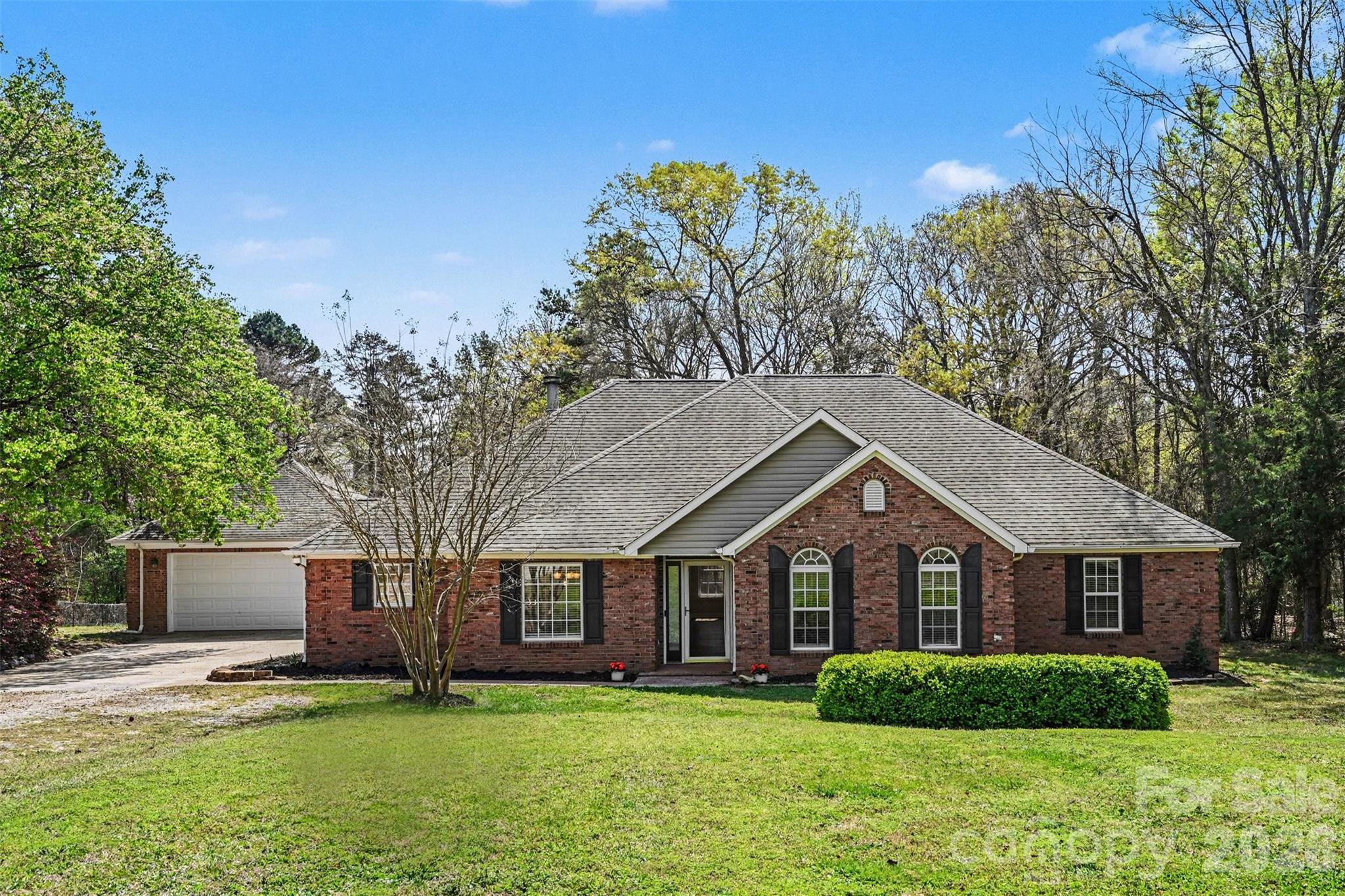7329 Bailywick Drive — Waxhaw